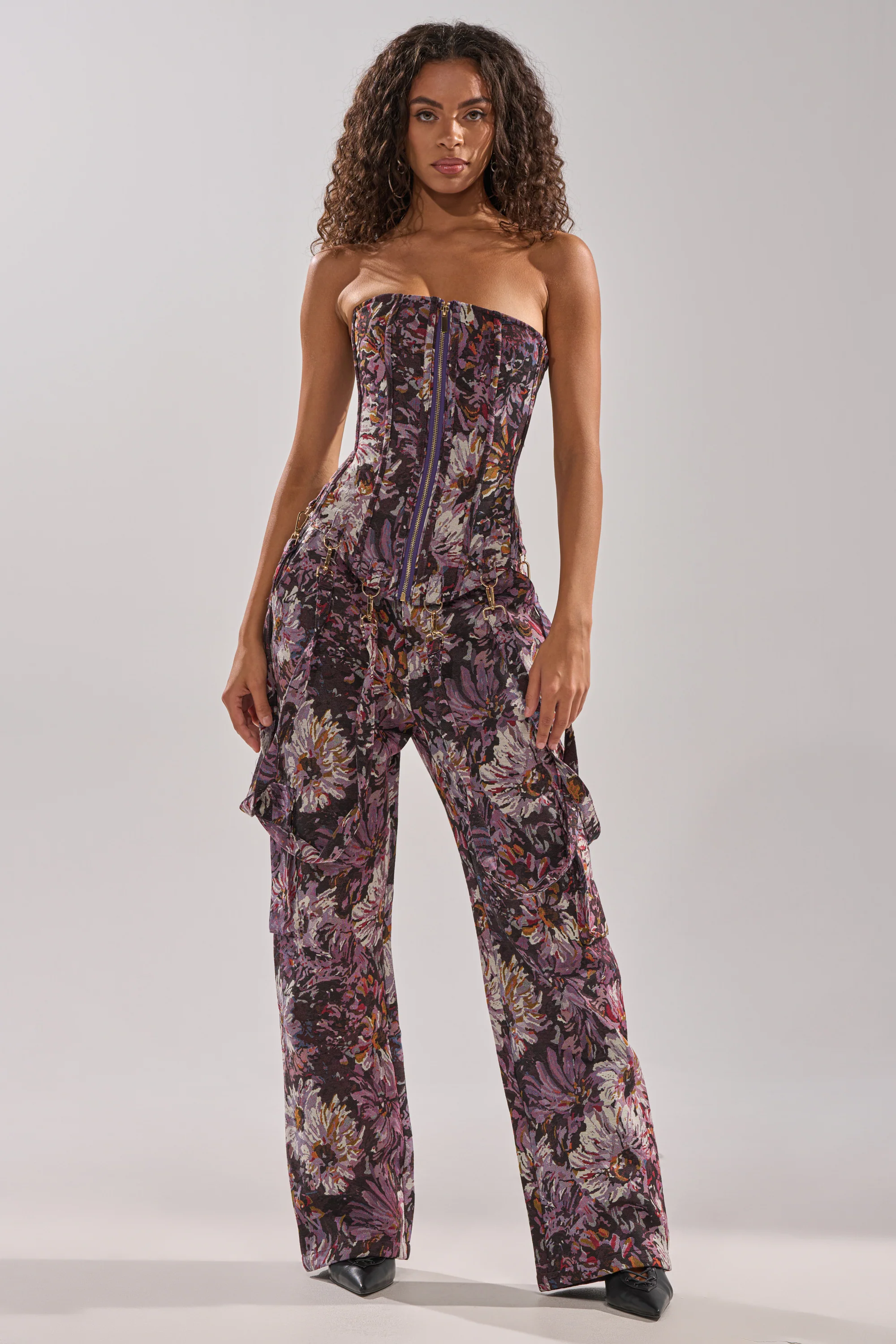 ABOVE THE MIDDLE FLORAL TROUSER