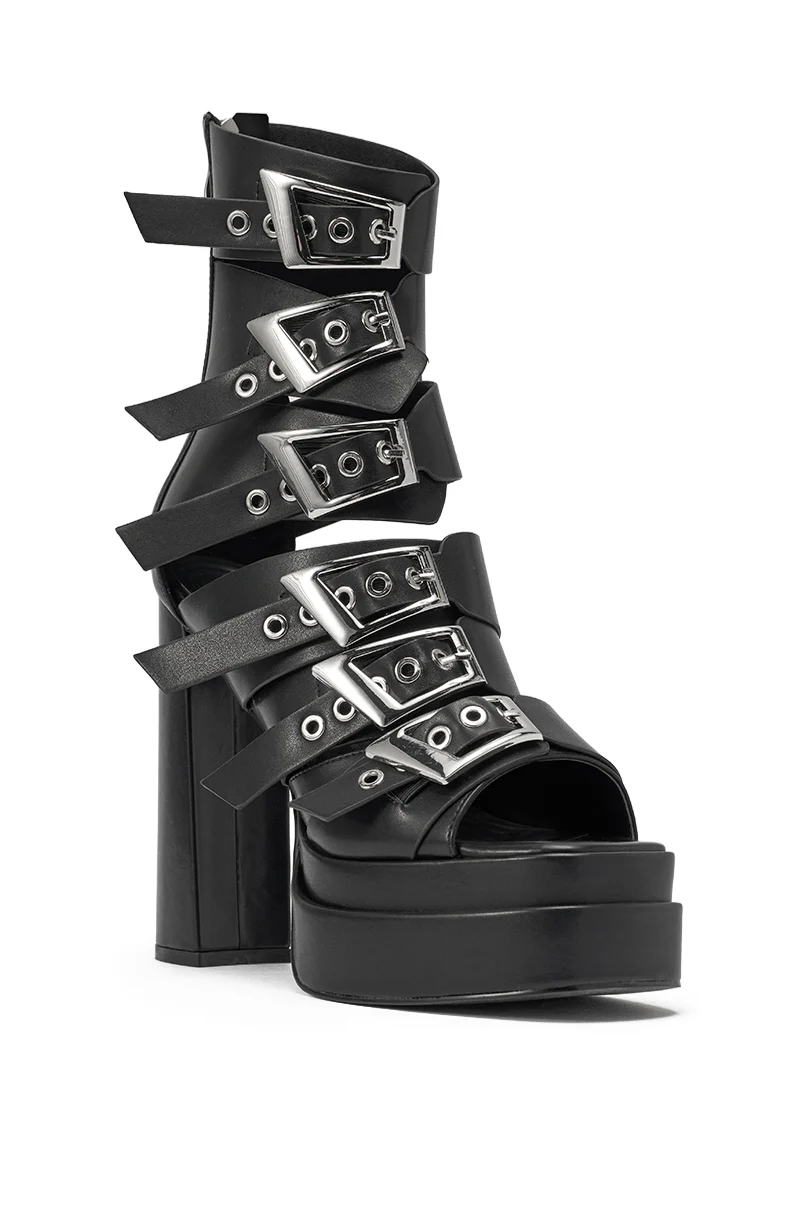 AKIRA GOLD ALBERIC BLACK CHUNKY PLATFORM SANDAL - Image 4
