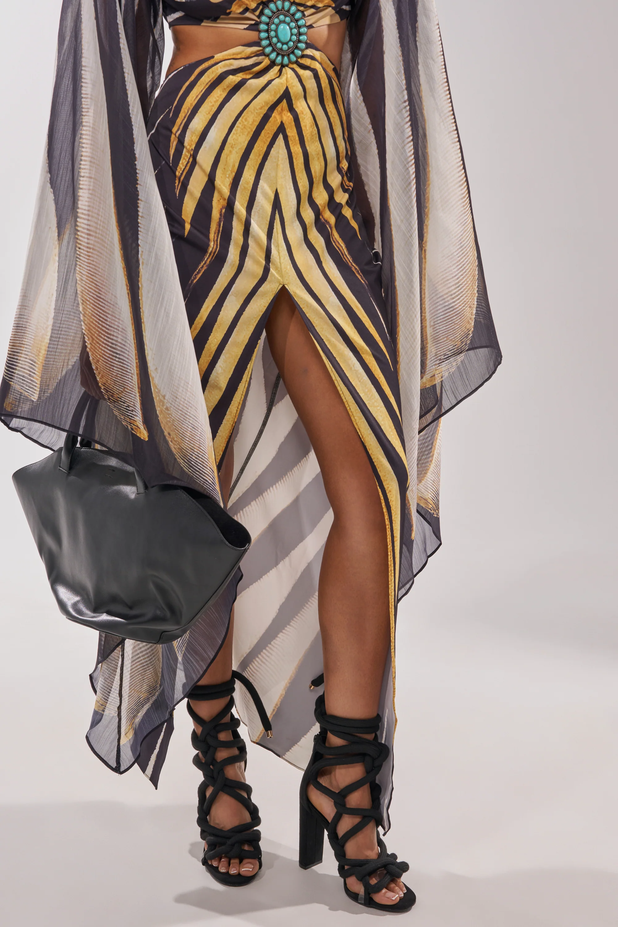 AKIRA GOLD BLACK ROPE STRAP STILETTO SANDAL - Image 3