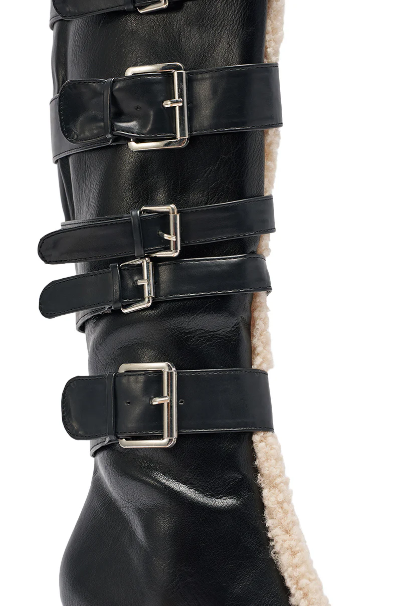 AKIRA GOLD FIERO BLACK PU AND SHERPA BUCKLE - Image 7