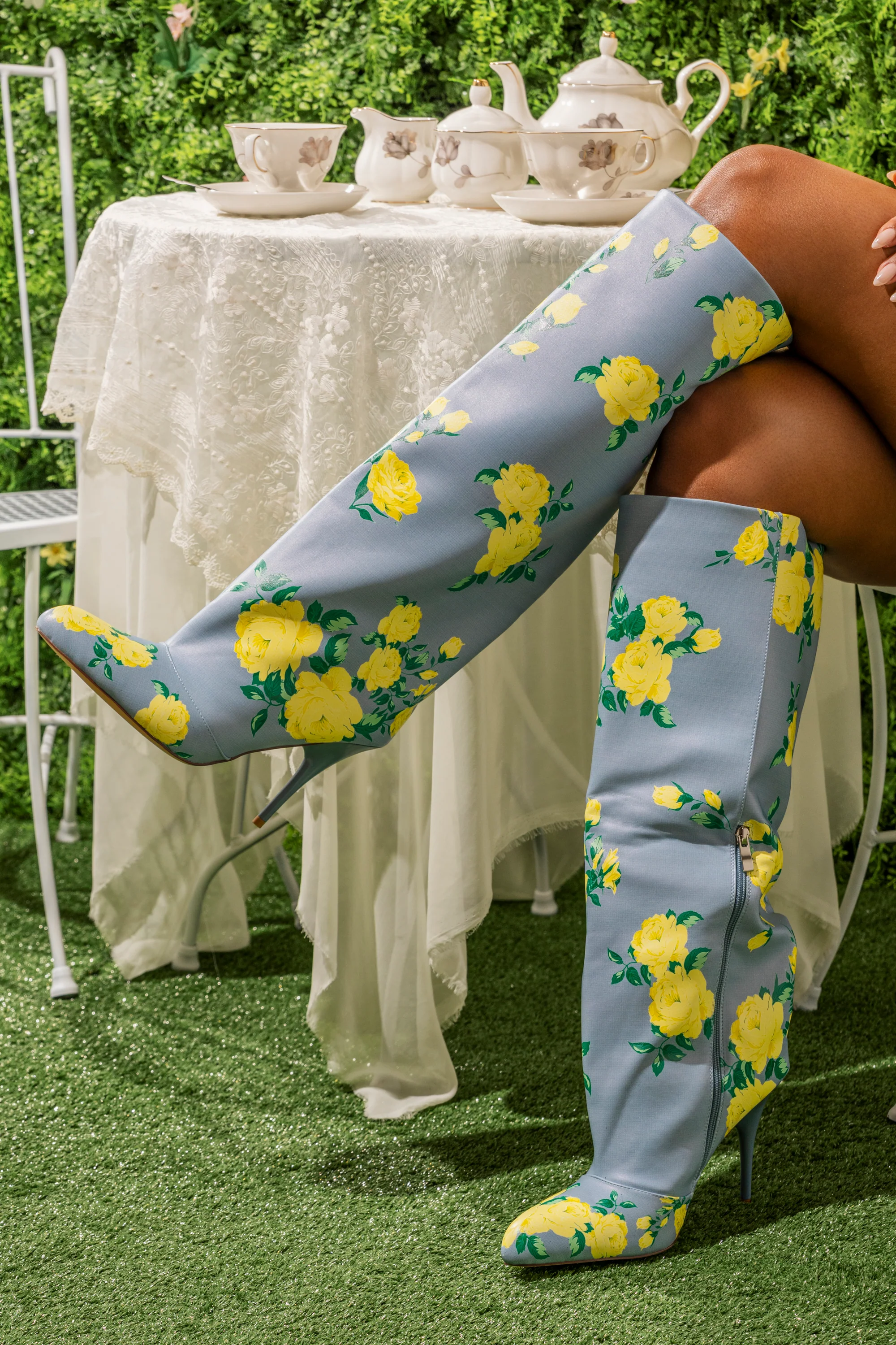 AKIRA GOLD GARLAND BLUE FLORAL BOOT