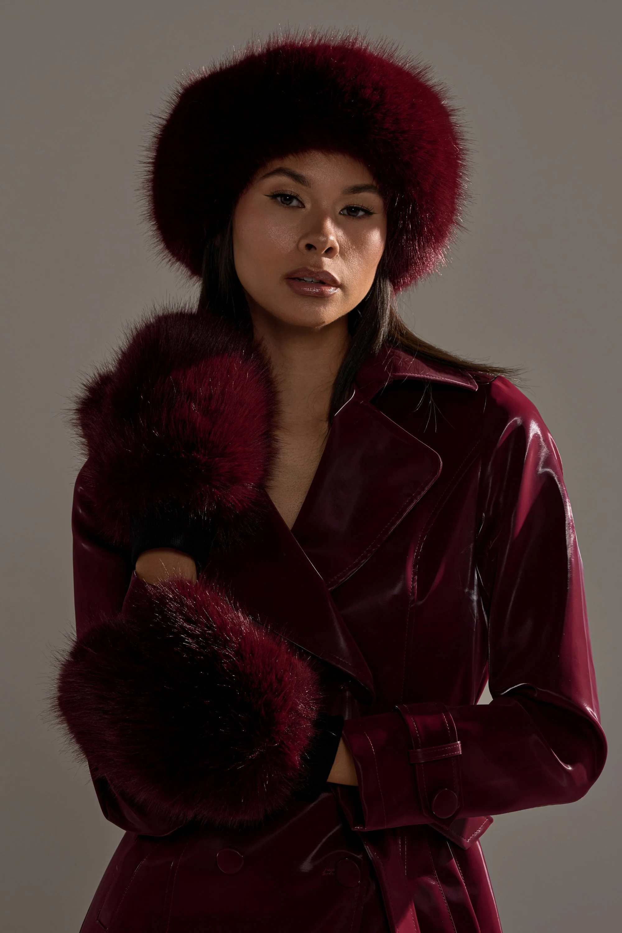 ALAIA FAUX FUR MITTENS