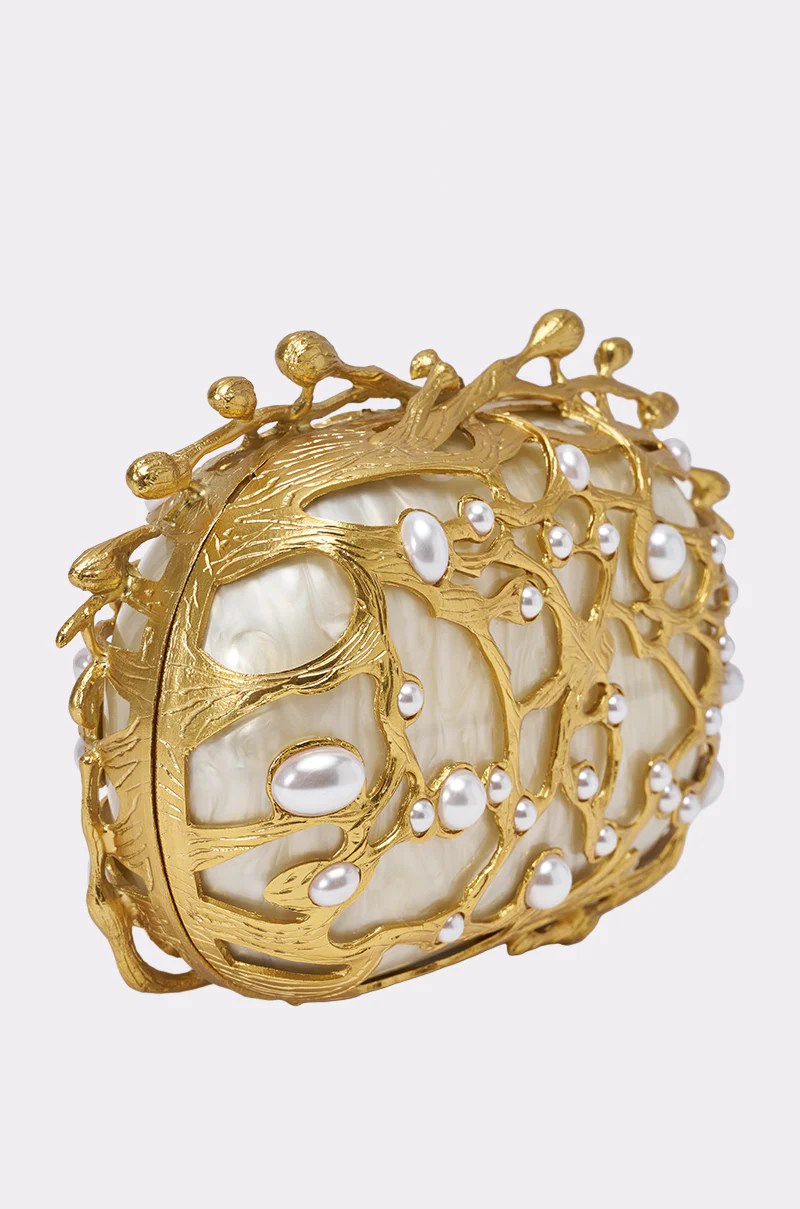 ALWAYS OUTSIDE CLUTCH - Image 18
