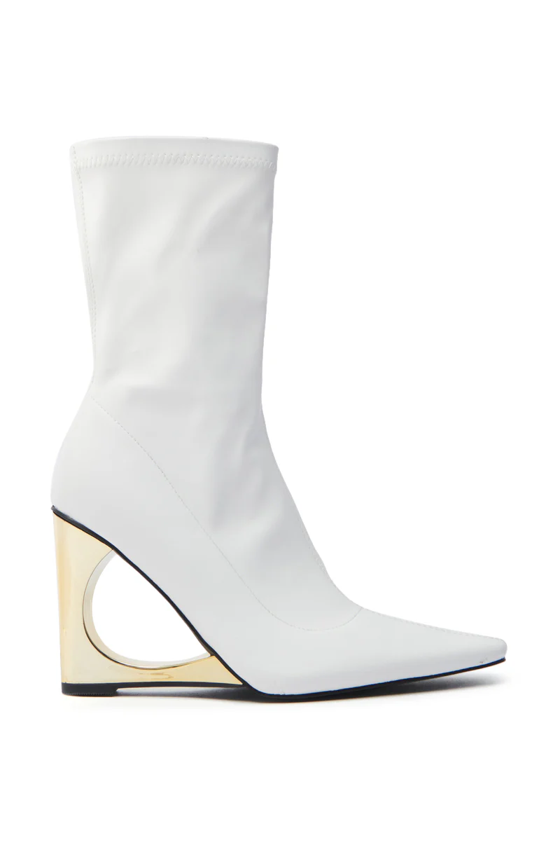 AZALEA WANG BRIXHAM WHITE BOOTIE WITH NOVELTY HEEL - Image 3