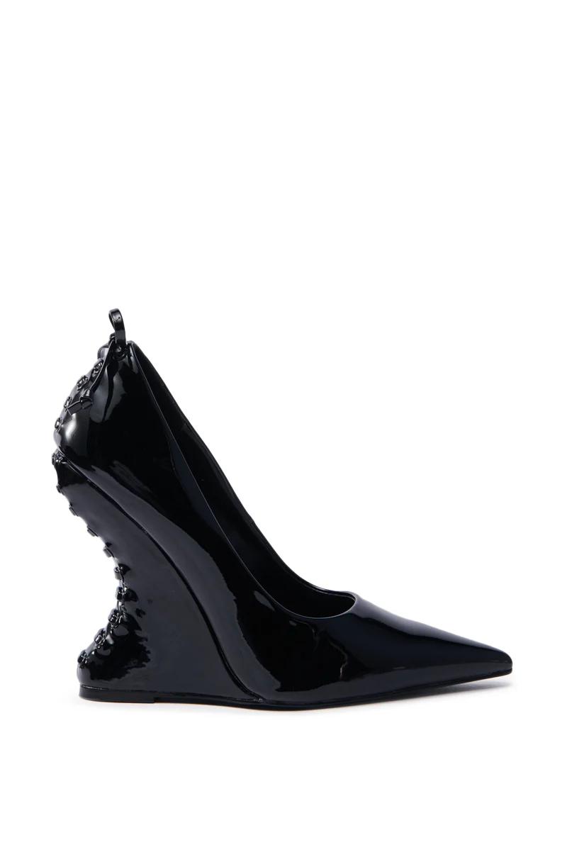 AZALEA WANG KABIRA BLACK WEDGE PUMP - Image 5