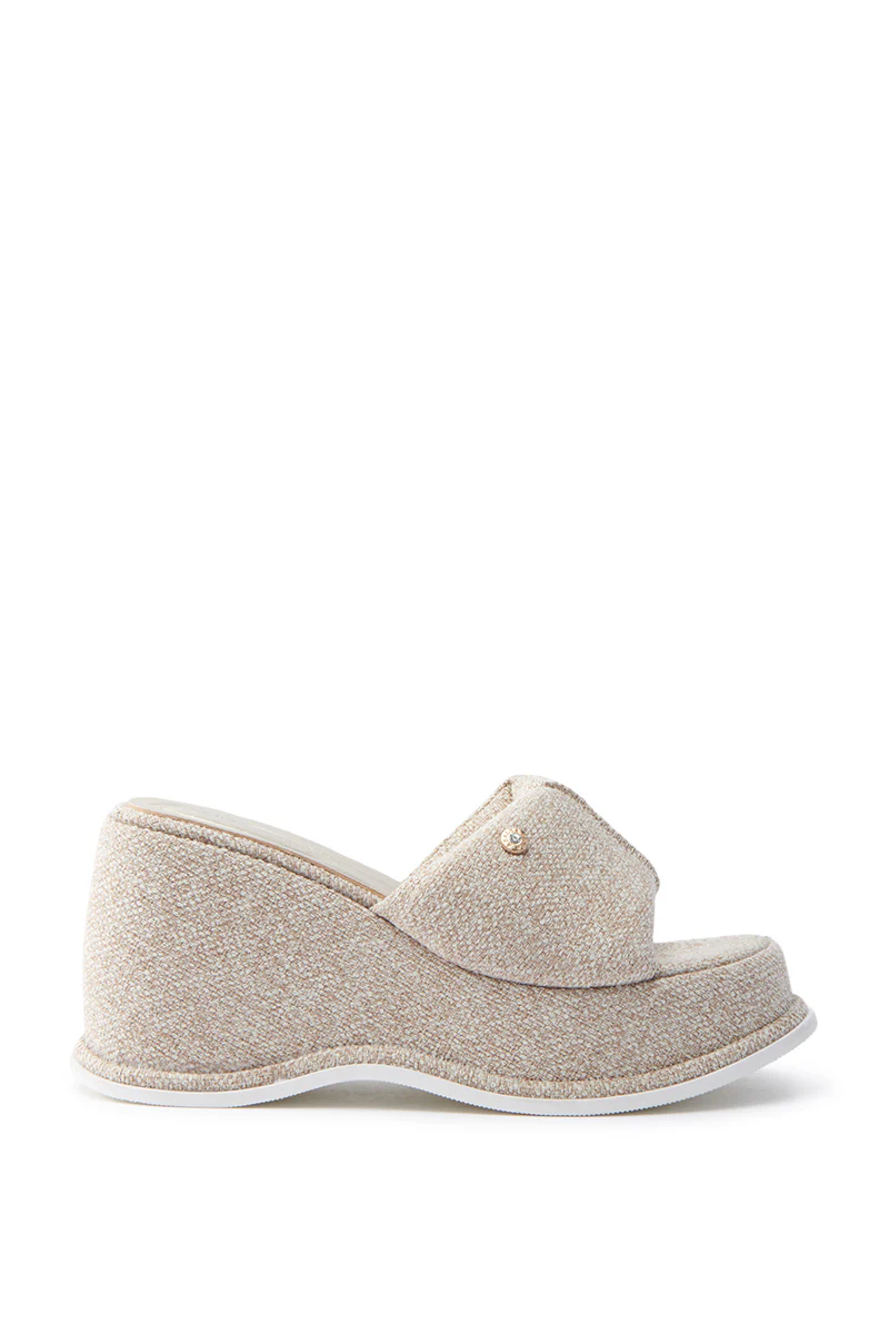  AZALEA WANG NATHALIA BEIGE NOVELTY FLATFORM SANDAL - Image 4