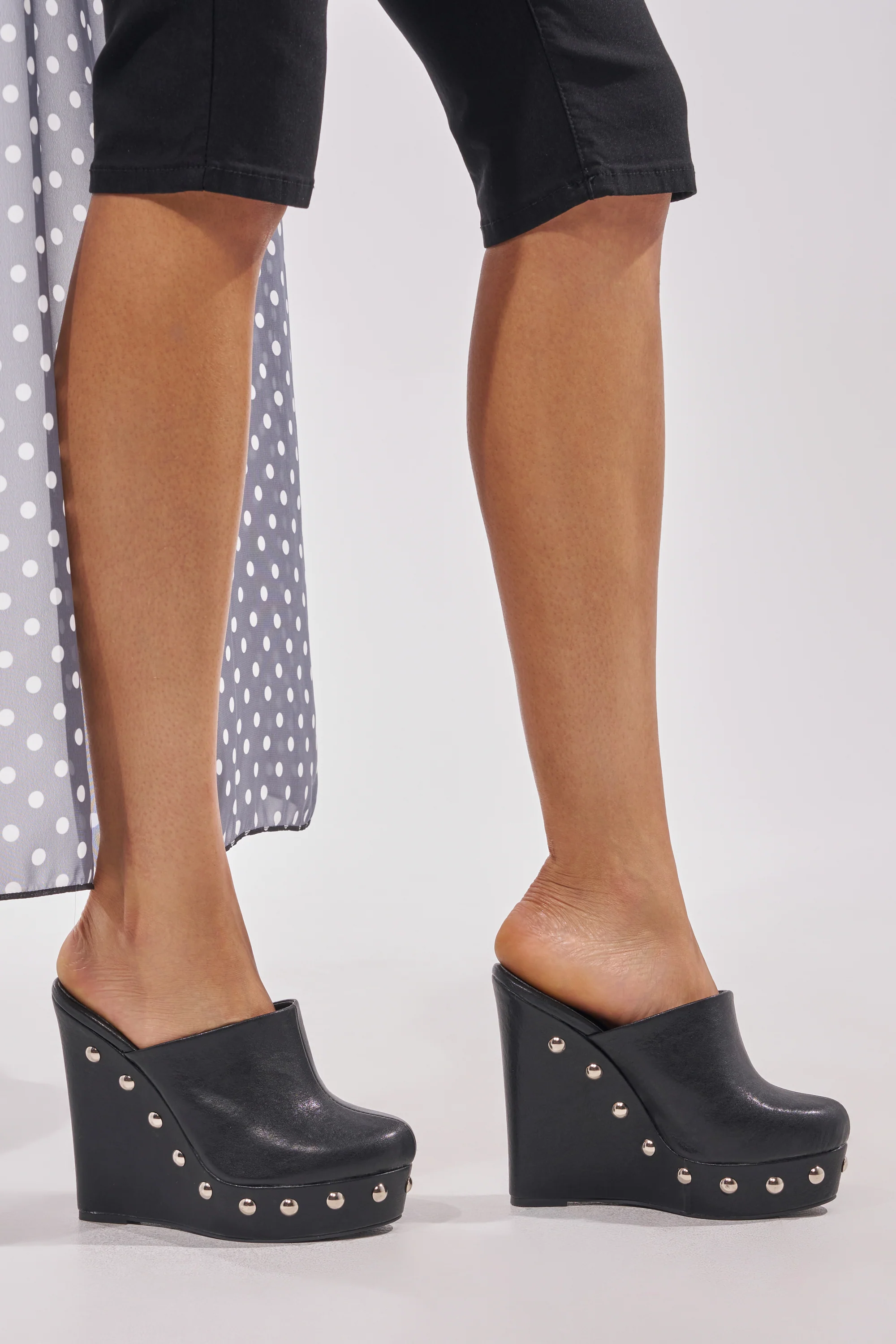 AZALEA WANG RIALA BLACK PU SILVER STUDDED WEDGE CLOG SANDAL - Image 3