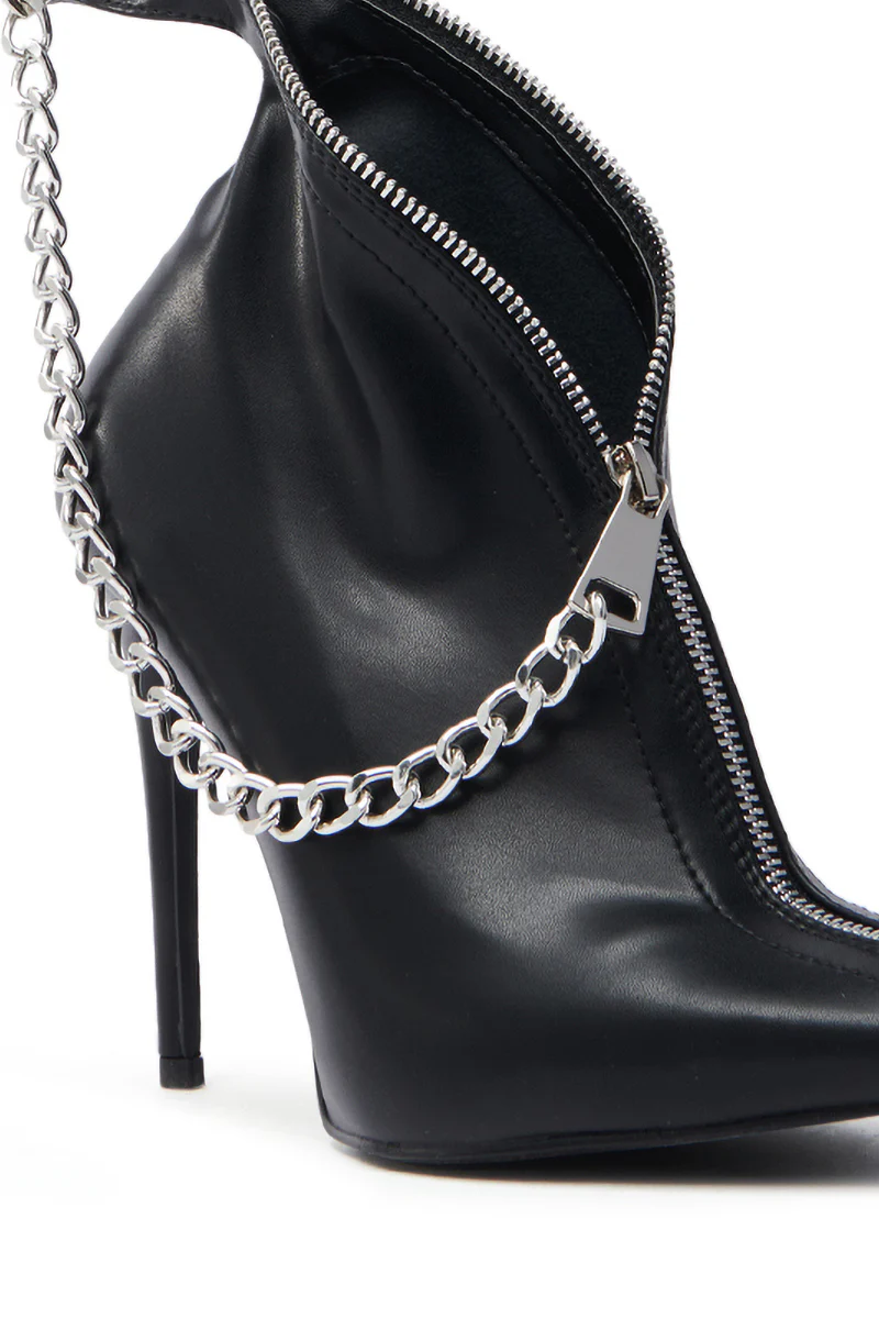 AZALEA WANG SAGITTA BLACK STILETTO PUMP - Image 6
