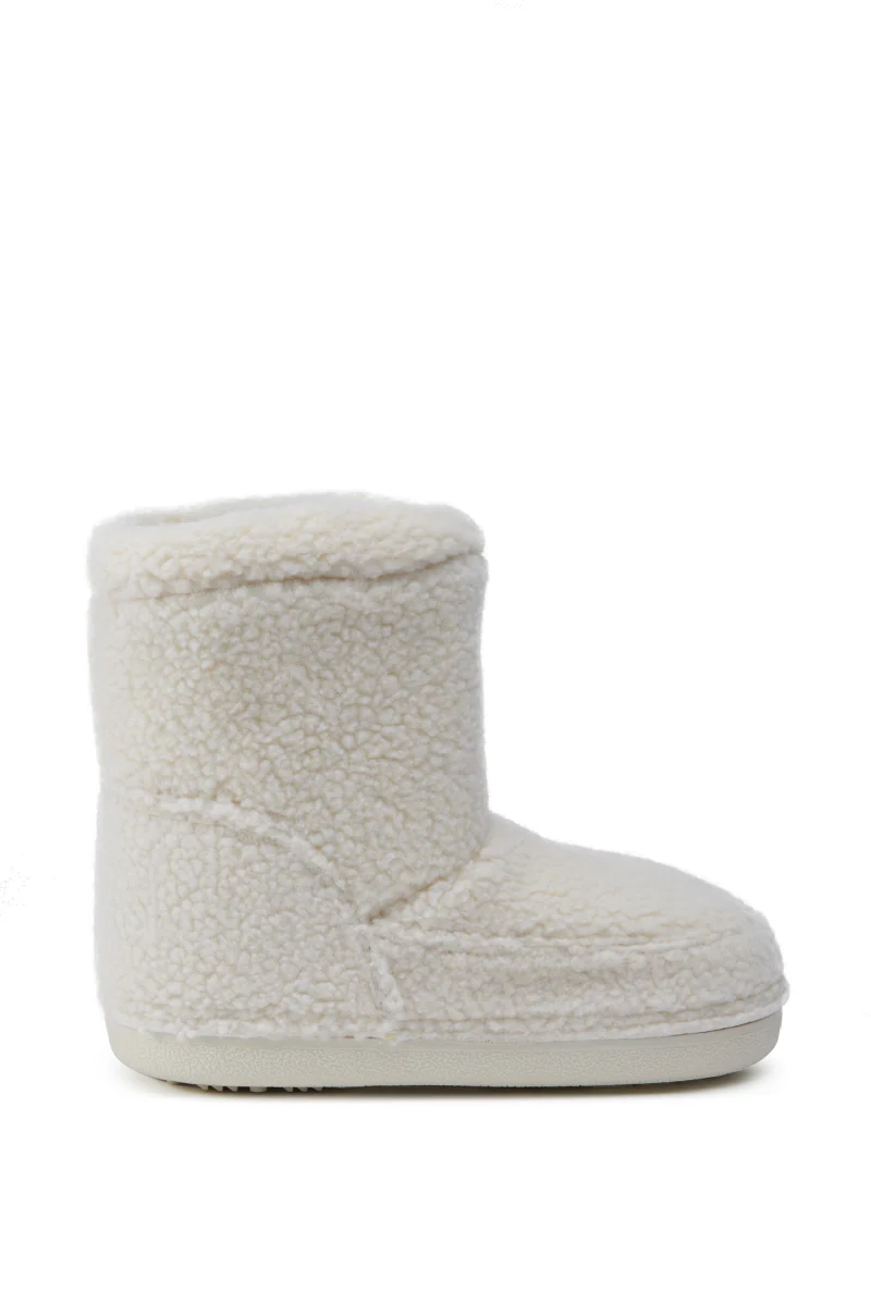 AZALEA WANG SWEETING WHITE SHERPA BOOTIE - Image 4