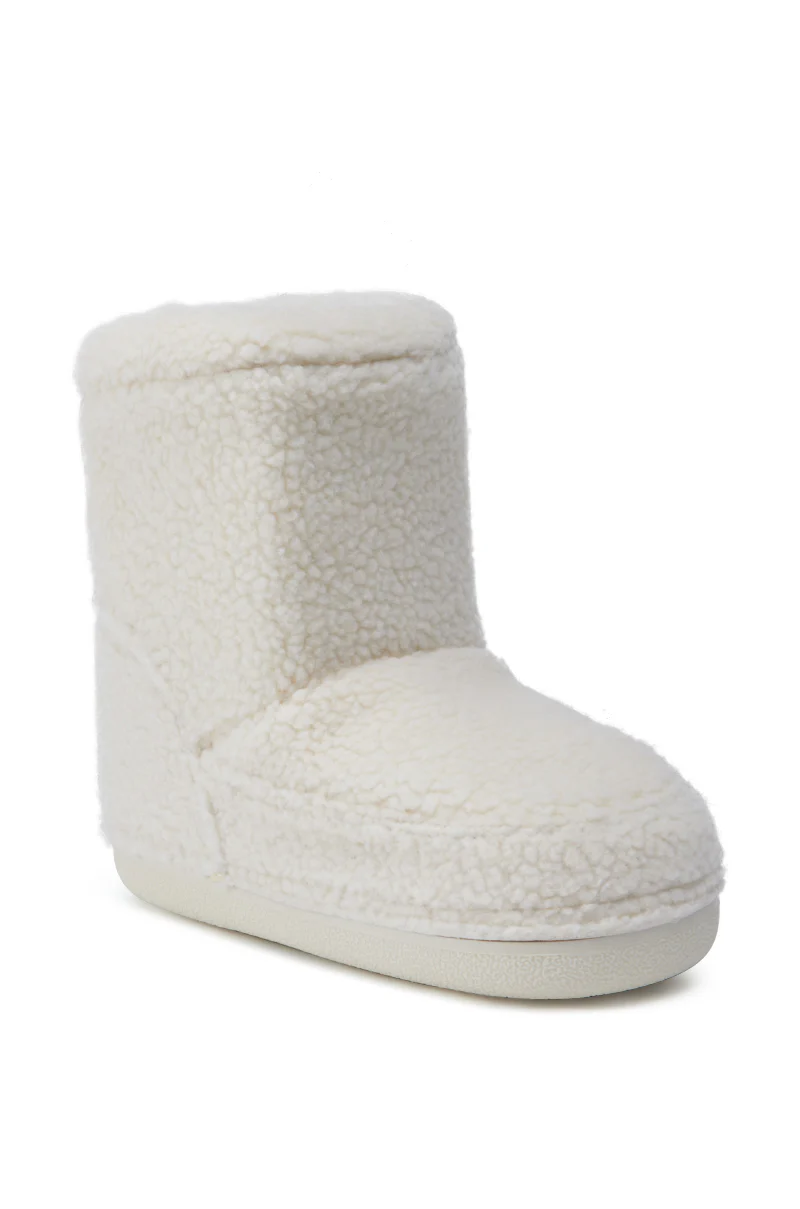AZALEA WANG SWEETING WHITE SHERPA BOOTIE - Image 5