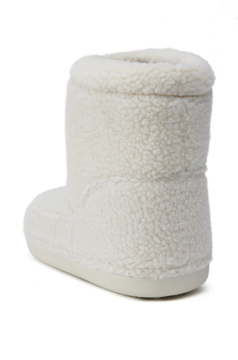 AZALEA WANG SWEETING WHITE SHERPA BOOTIE - Image 6