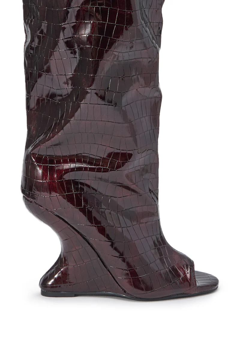 AZALEA WANG VINCENT BURGUNDY CROC OPEN TOE WEDGE BOOT - Image 18