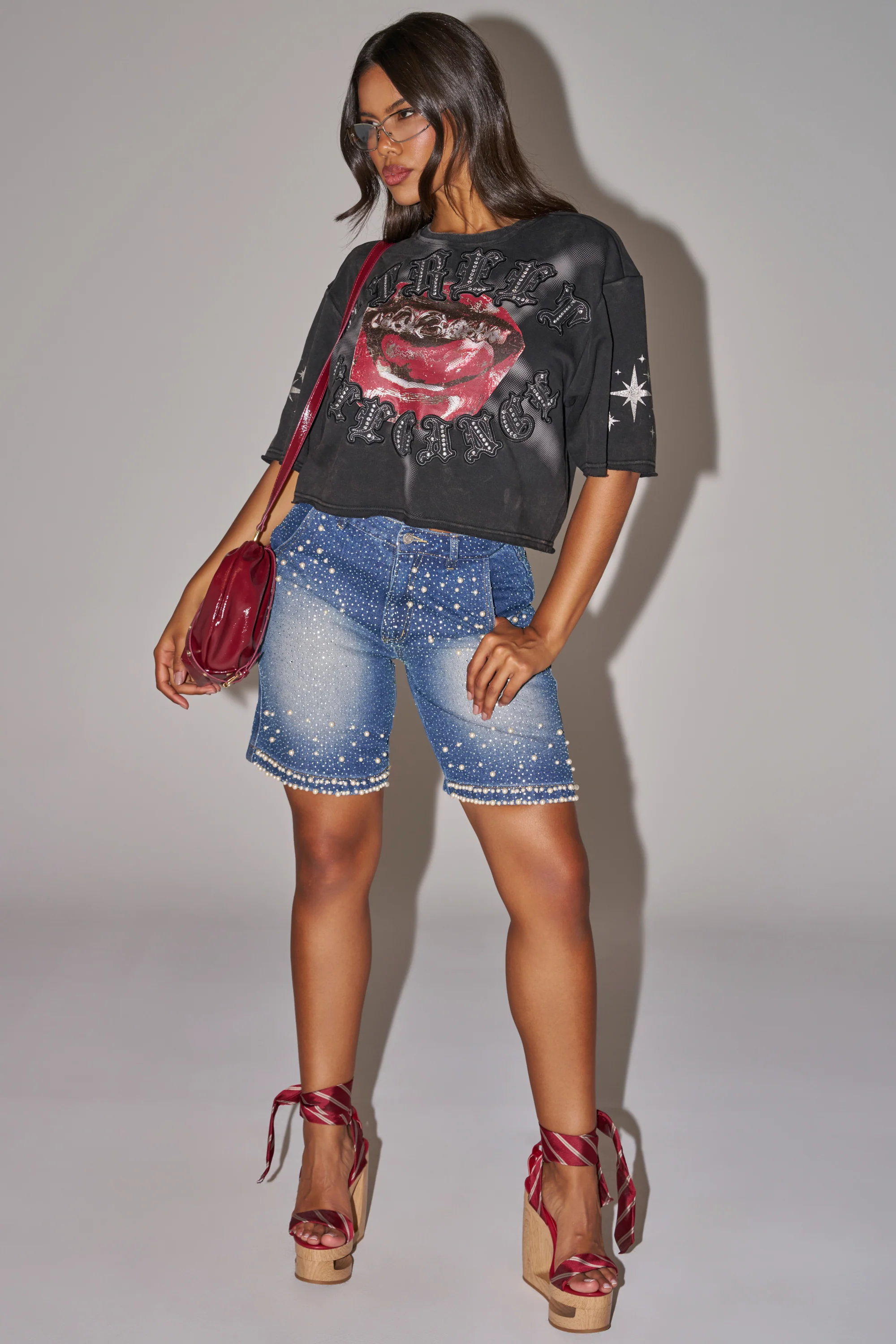 BLINGED OUT CARGO SHORTS IN MEDIUM BLUE DENIM - Image 7