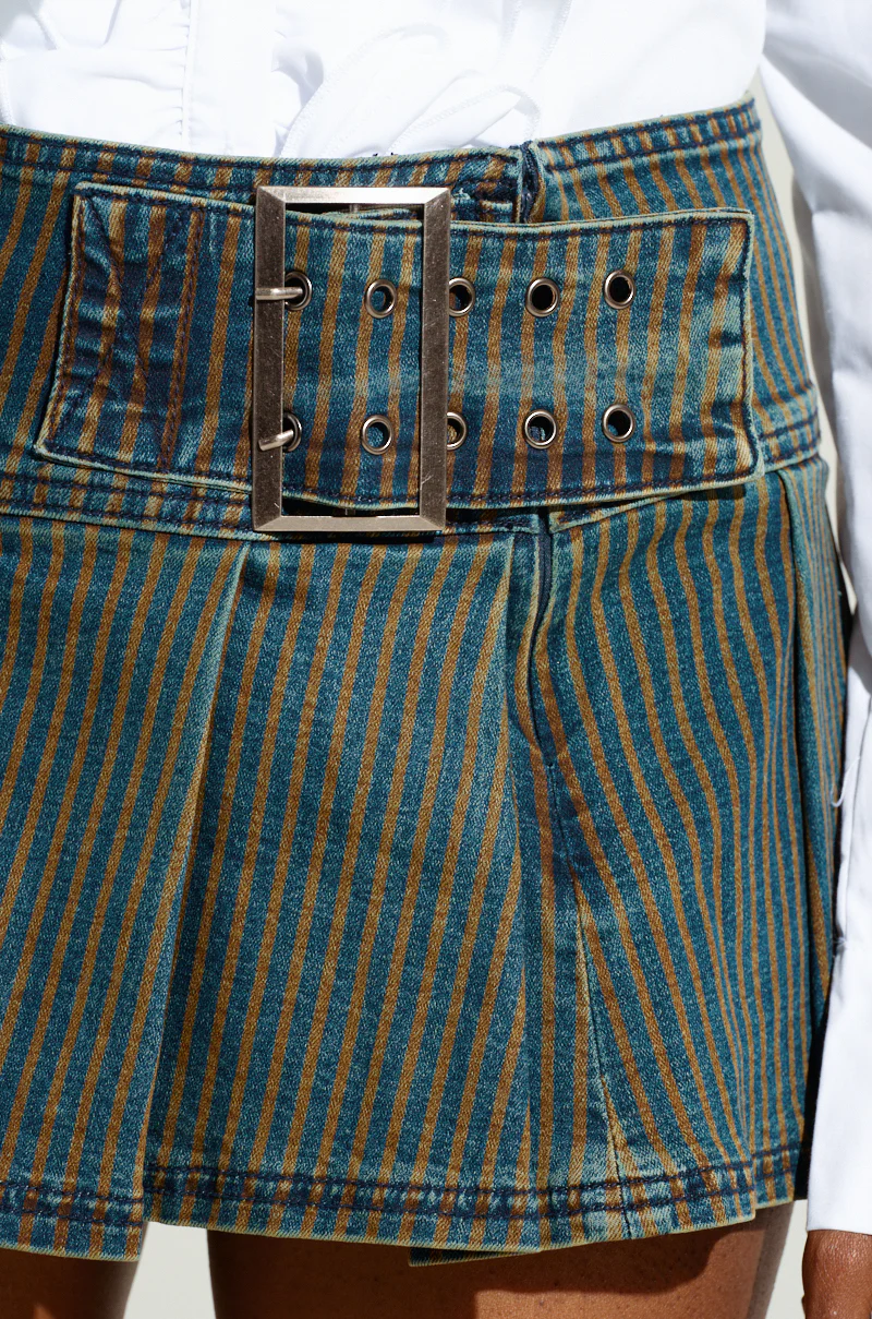 BON VOYAGE STRIPED DENIM PLEATED MINI SKIRT - Image 6