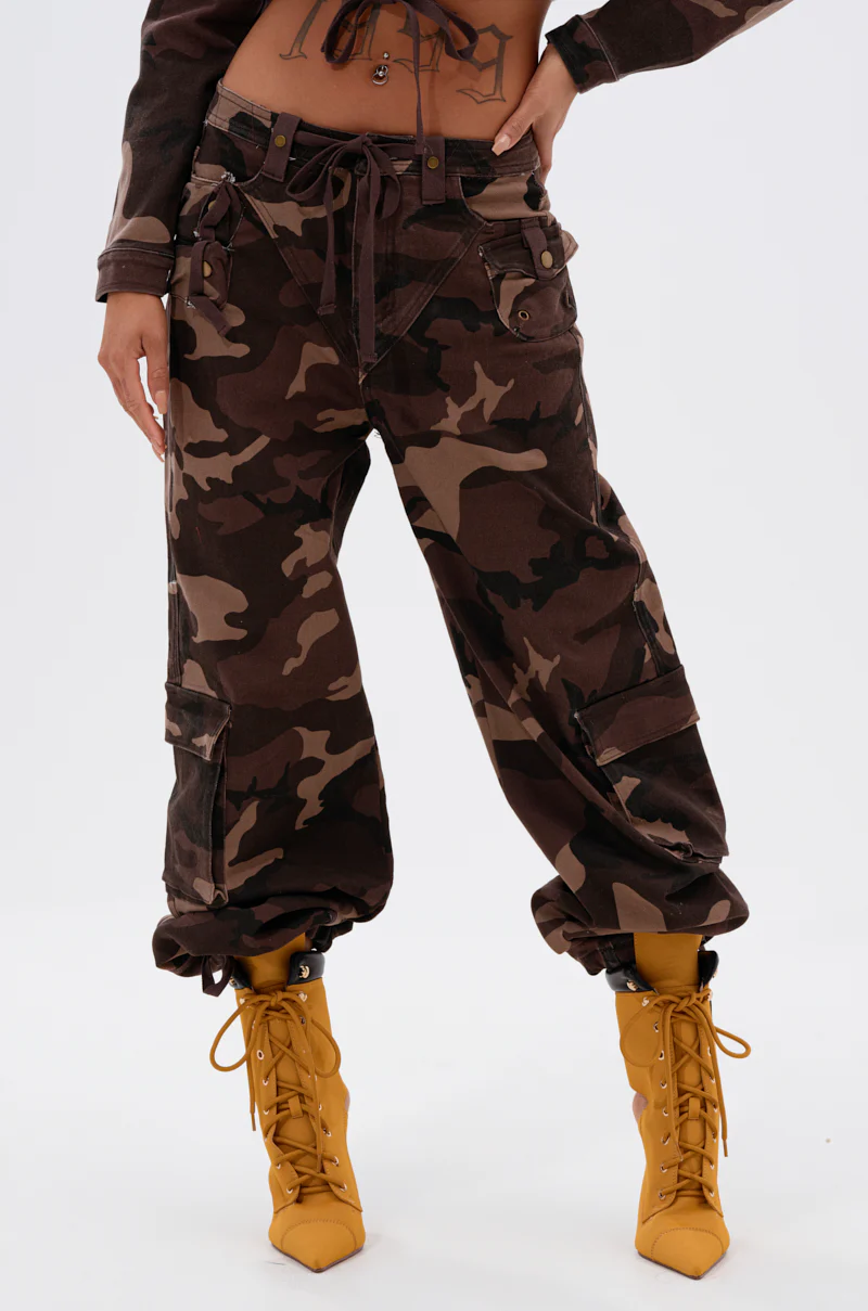 CANT SEE ME BROWN CAMP CARGO JOGGER - Image 2