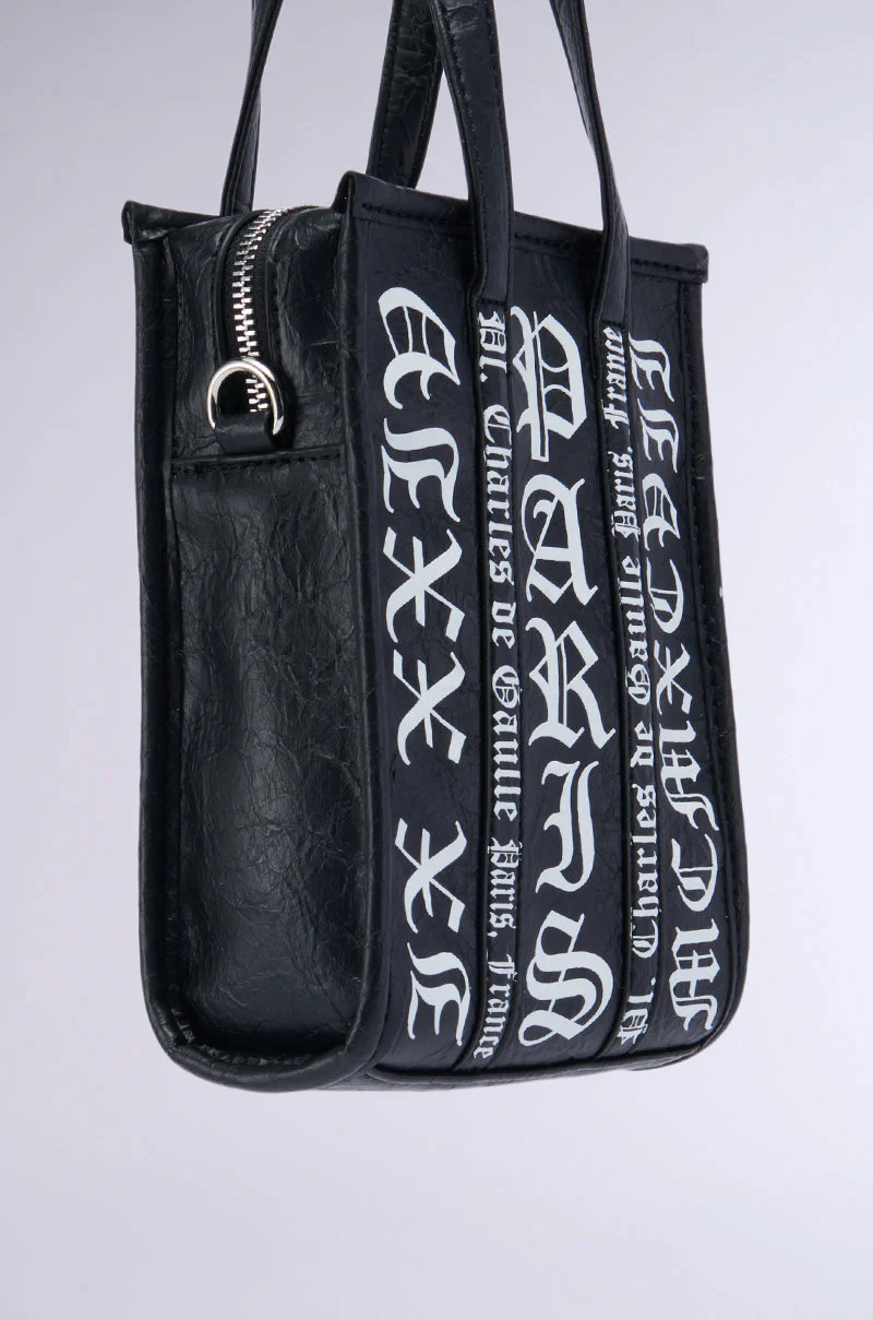 CHAMPS GRAFFITI PURSE - Image 4