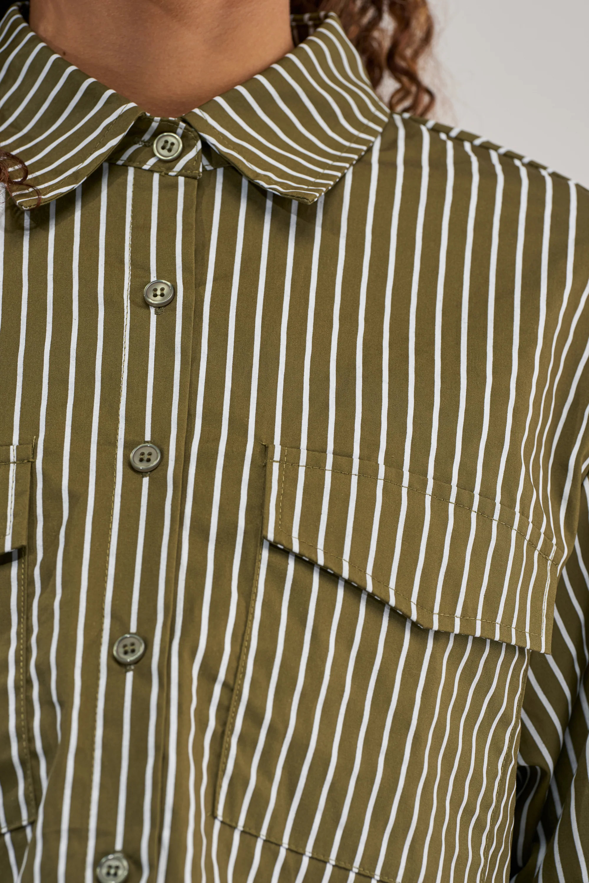 COULD BE DIFF BUTTON DOWN - Image 10