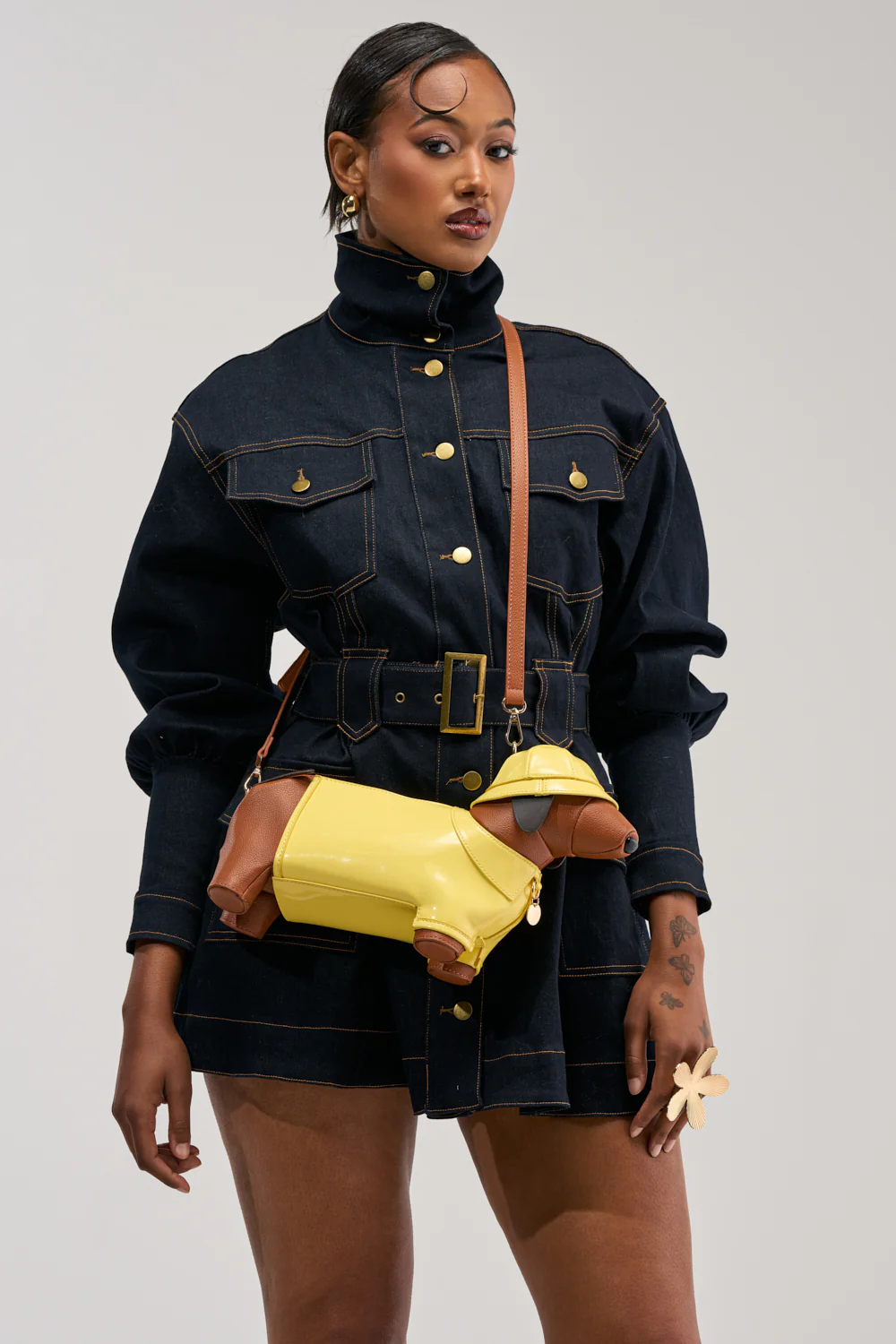 DAILY POWER BELTED DENIM MINI DRESS - Image 4