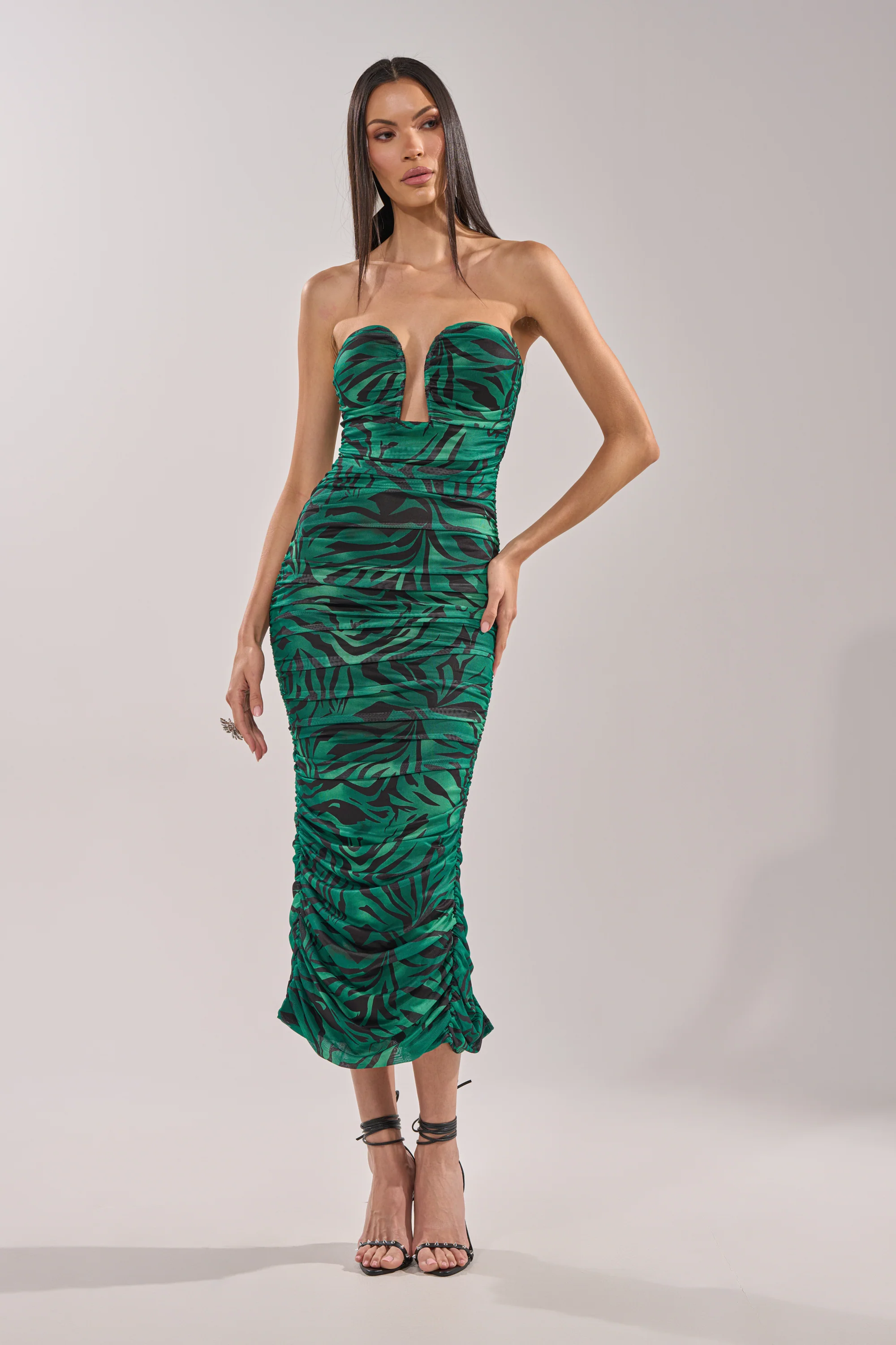 DAY OUT STRAPLESS PRINT MIDI DRESS - Image 2