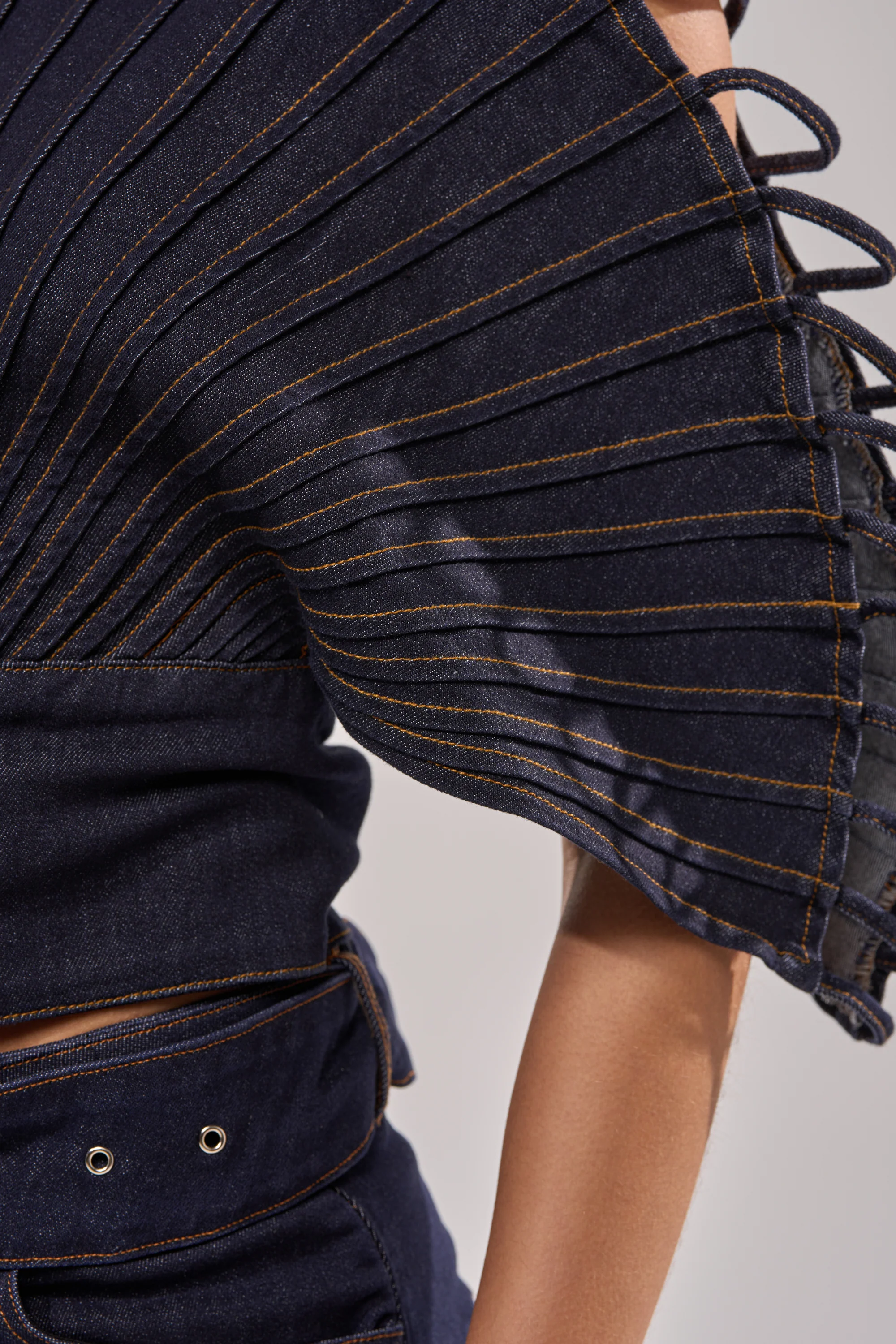 DENIM ON DENIM BLOUSE IN DARK BLUE DENIM - Image 10