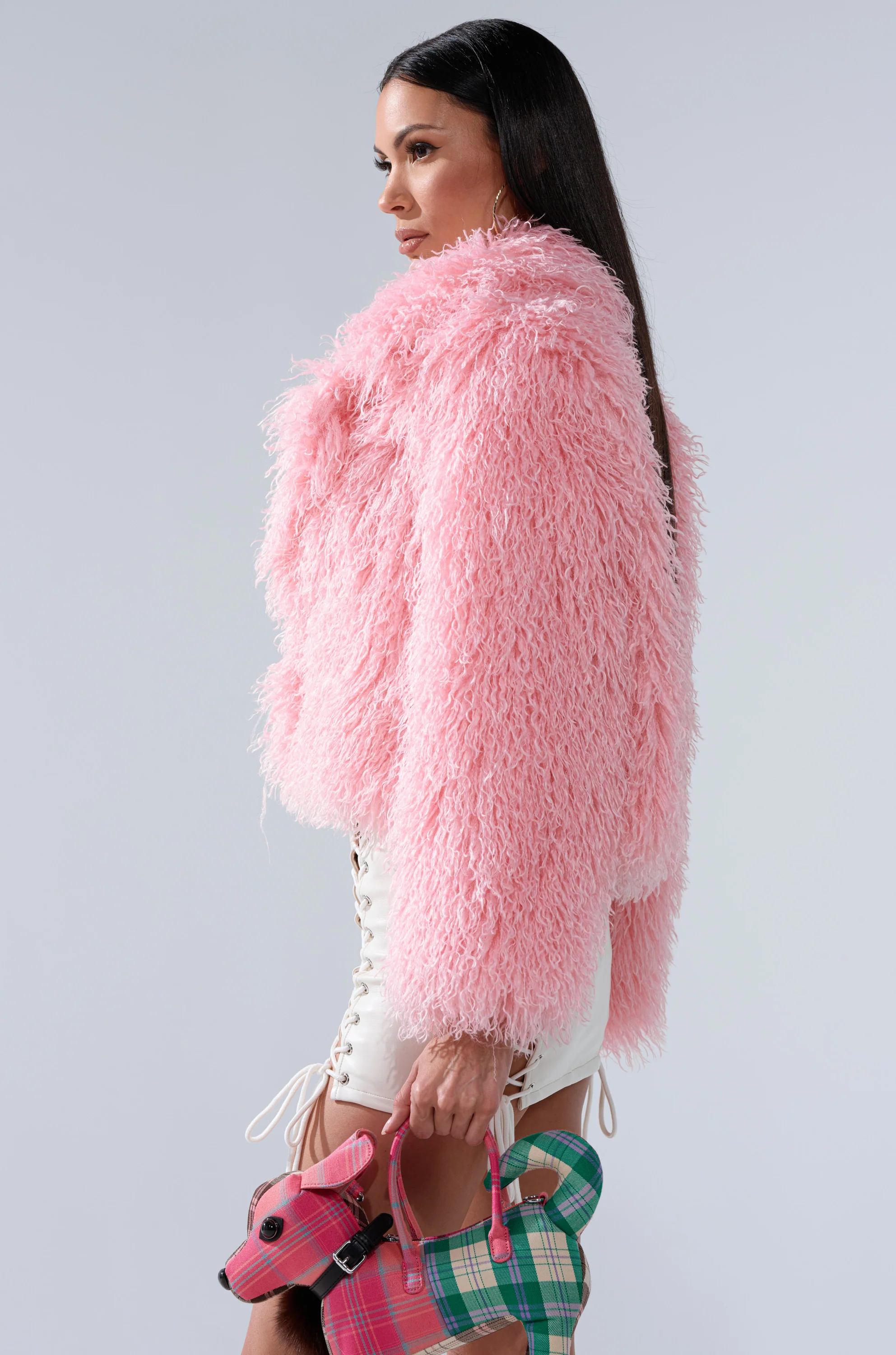 DIVINE FEMININE FAUX FUR COAT - Image 4
