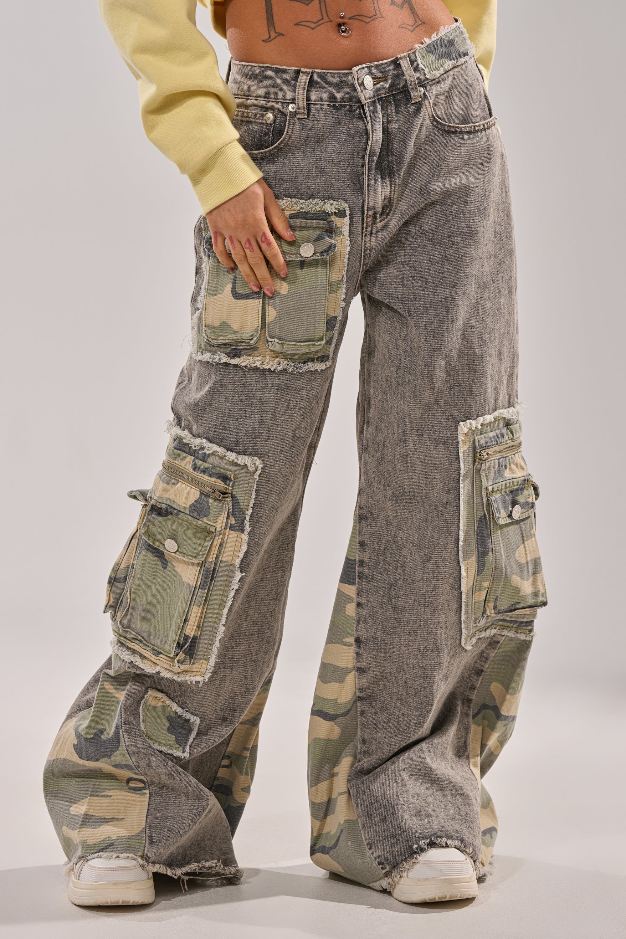DOWN AND DIRTY CAMO CARGO - Image 3