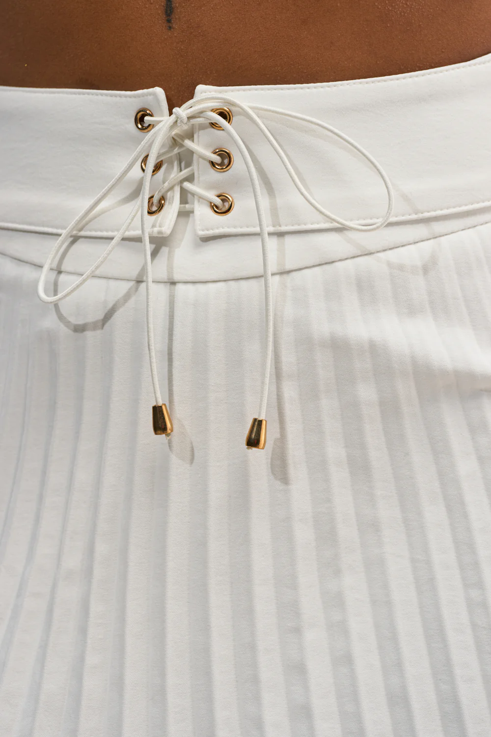 DRIFTING AWAY PLEATED TROUSER - Image 9