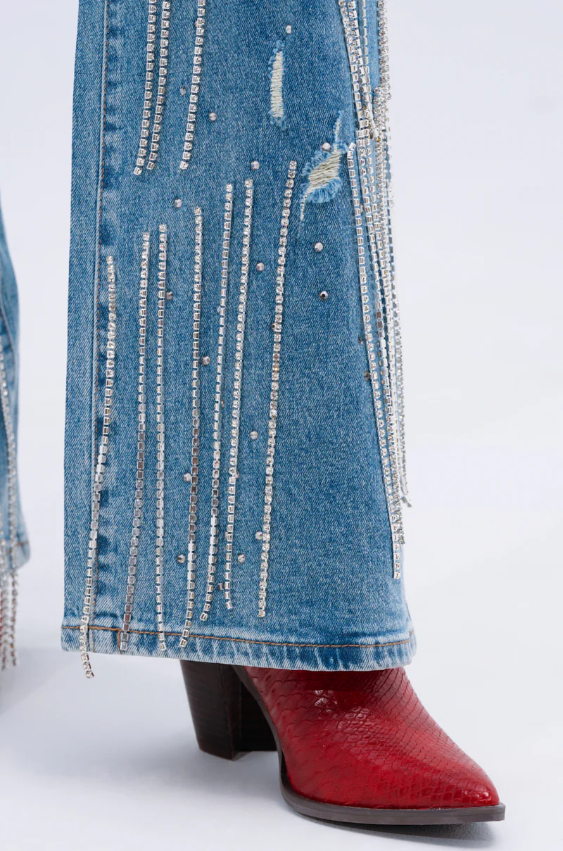 DRIPPING IN JEWELS RELAXED FIT DENIM JEANS - Image 7