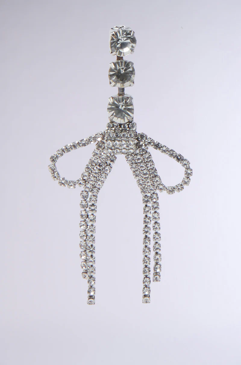 WITH A BOW SILVER EARRING - Image 5