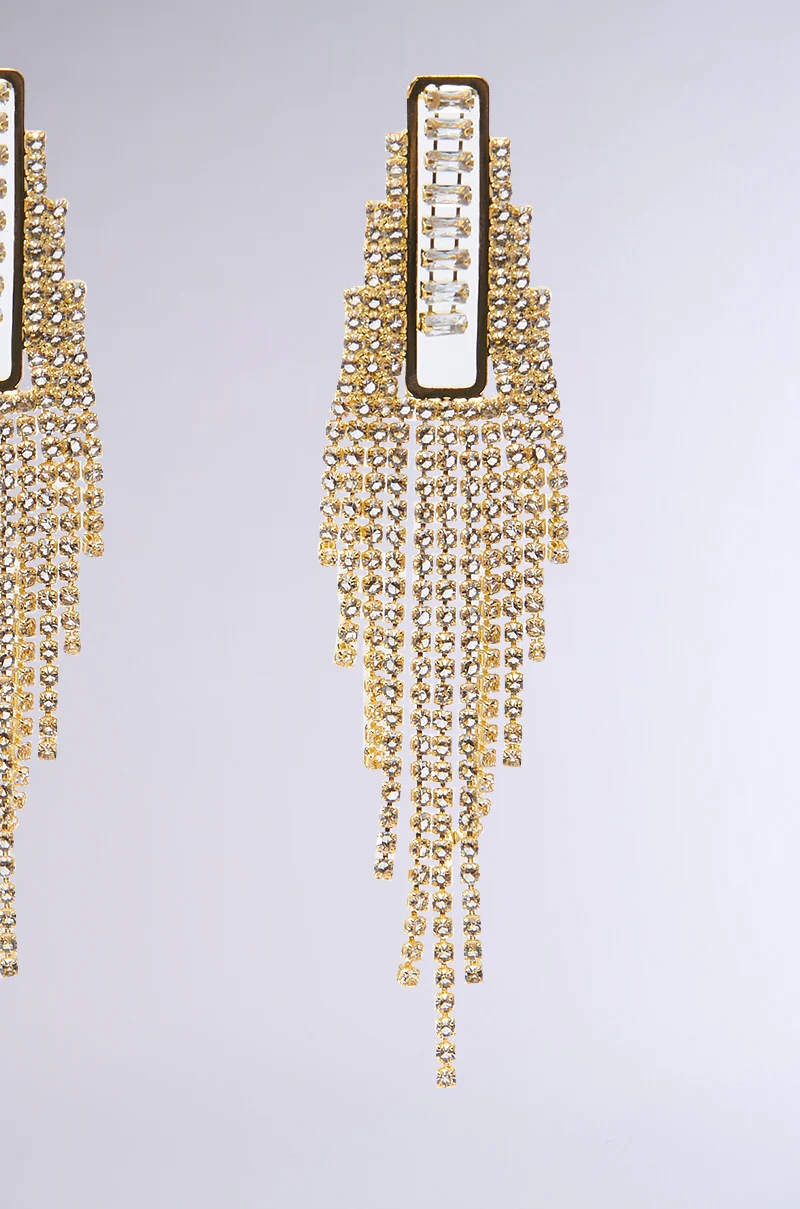 ITS GIVING SEASON EARRING IN GOLD - Image 4