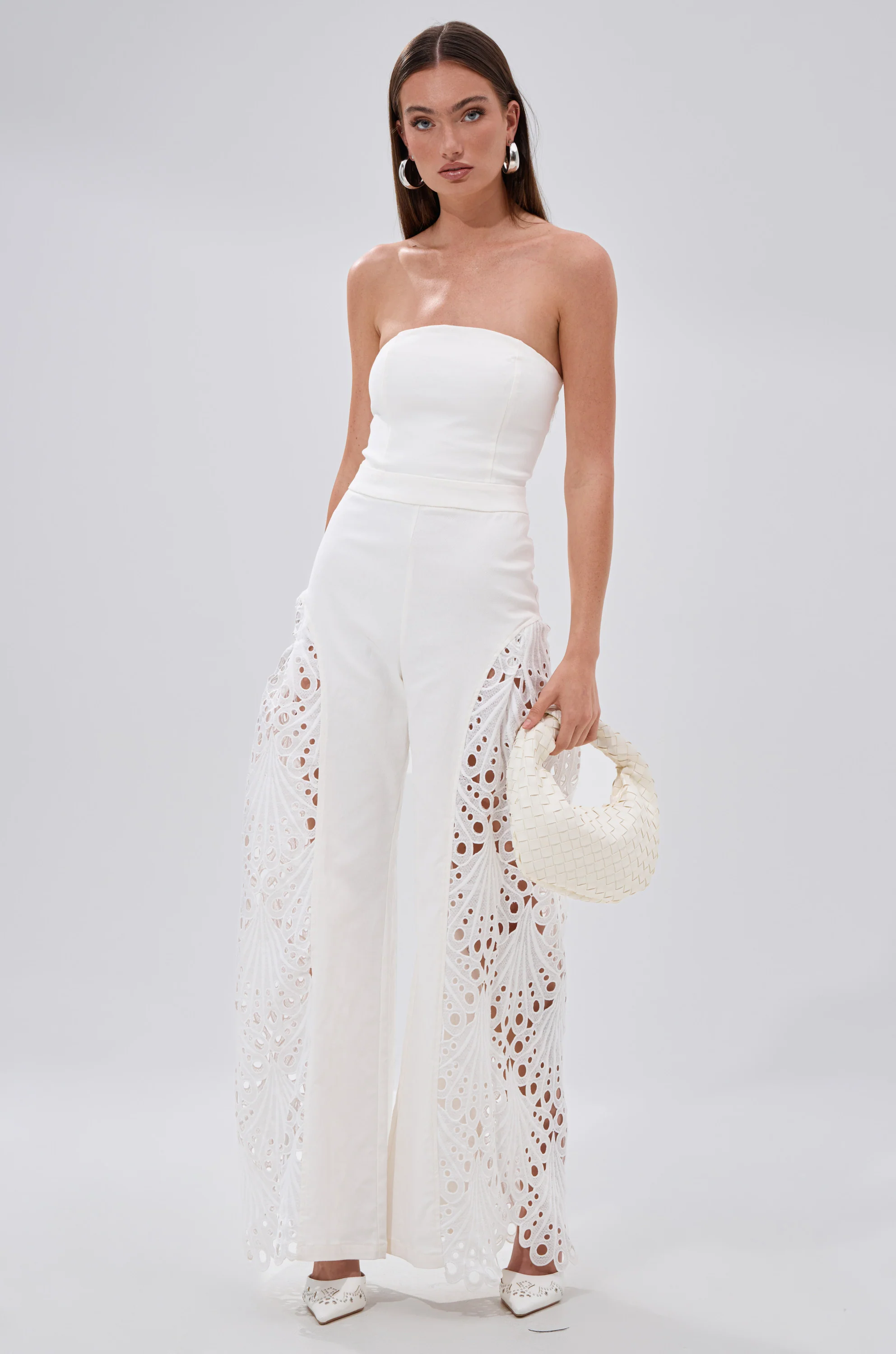 EASY BREEZY DENIM JUMPSUIT IN WHITE - Image 2