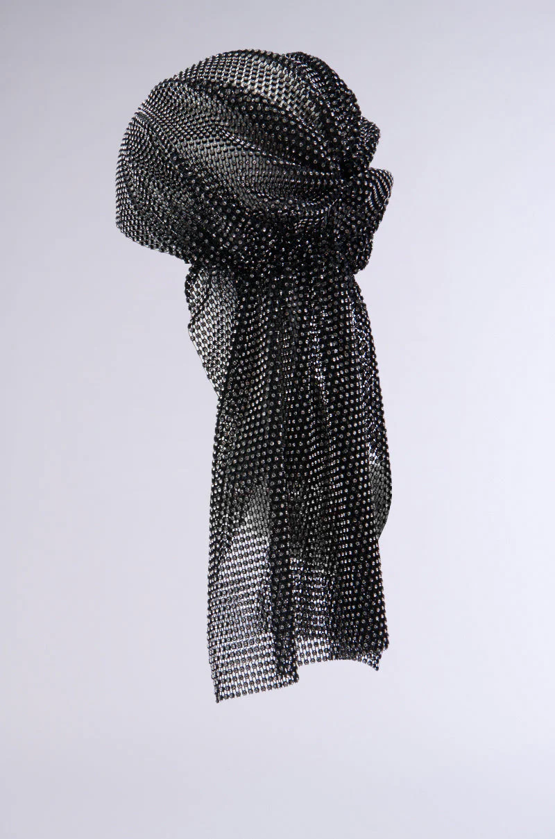 ELEGANCE IS EARNED HEADPIECE - Image 9
