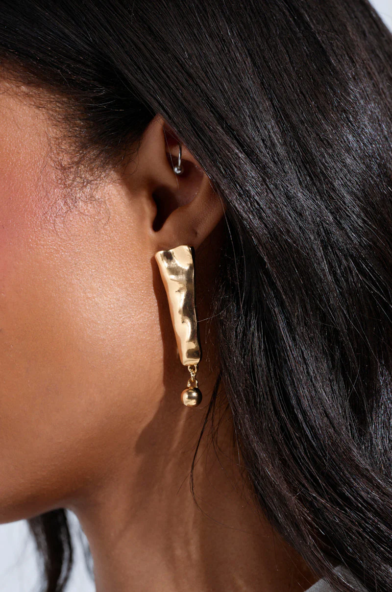 EXCUSE ME EARRING - Image 3