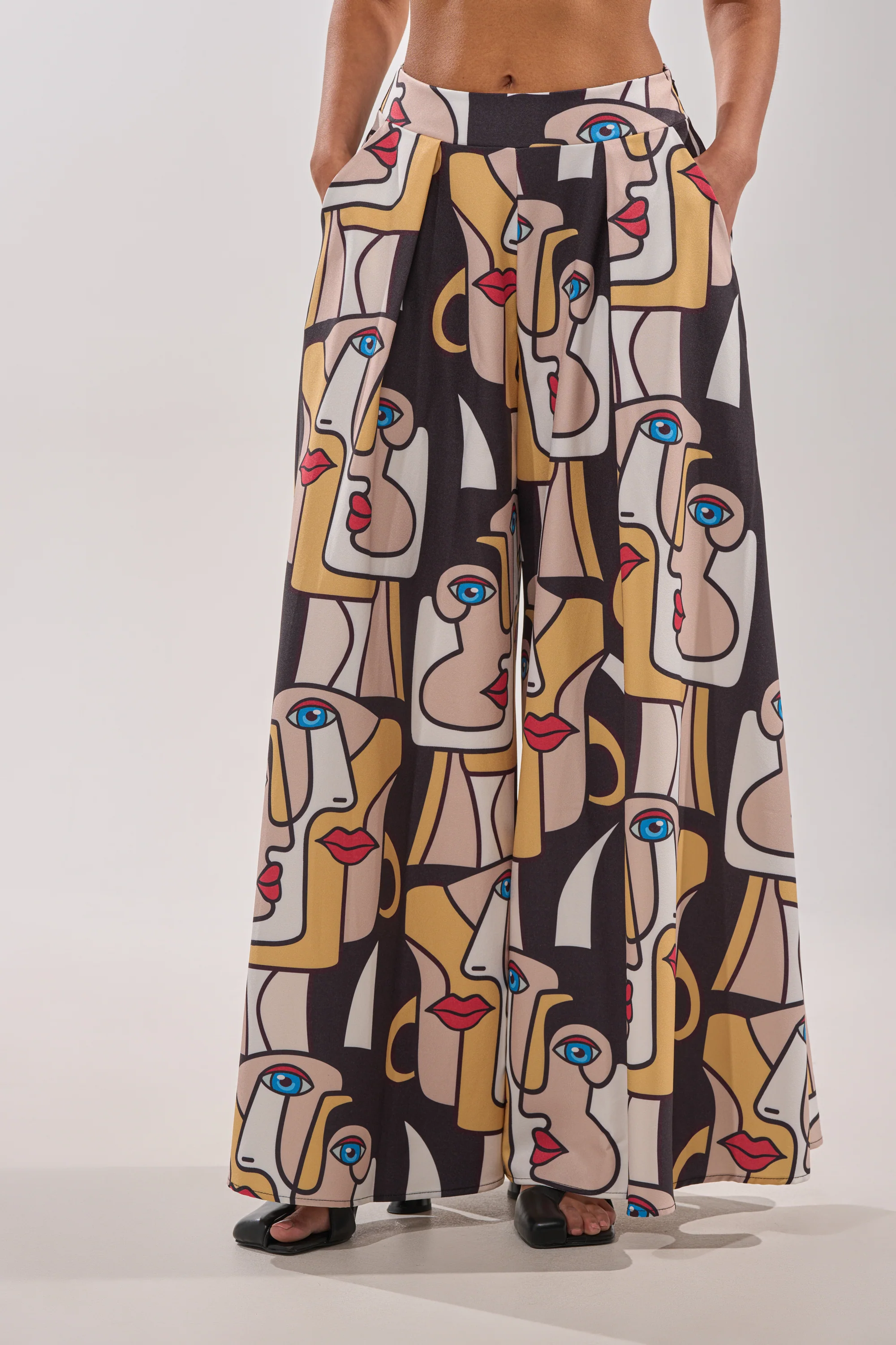 FACES EVERYWHERE TROUSER - Image 2