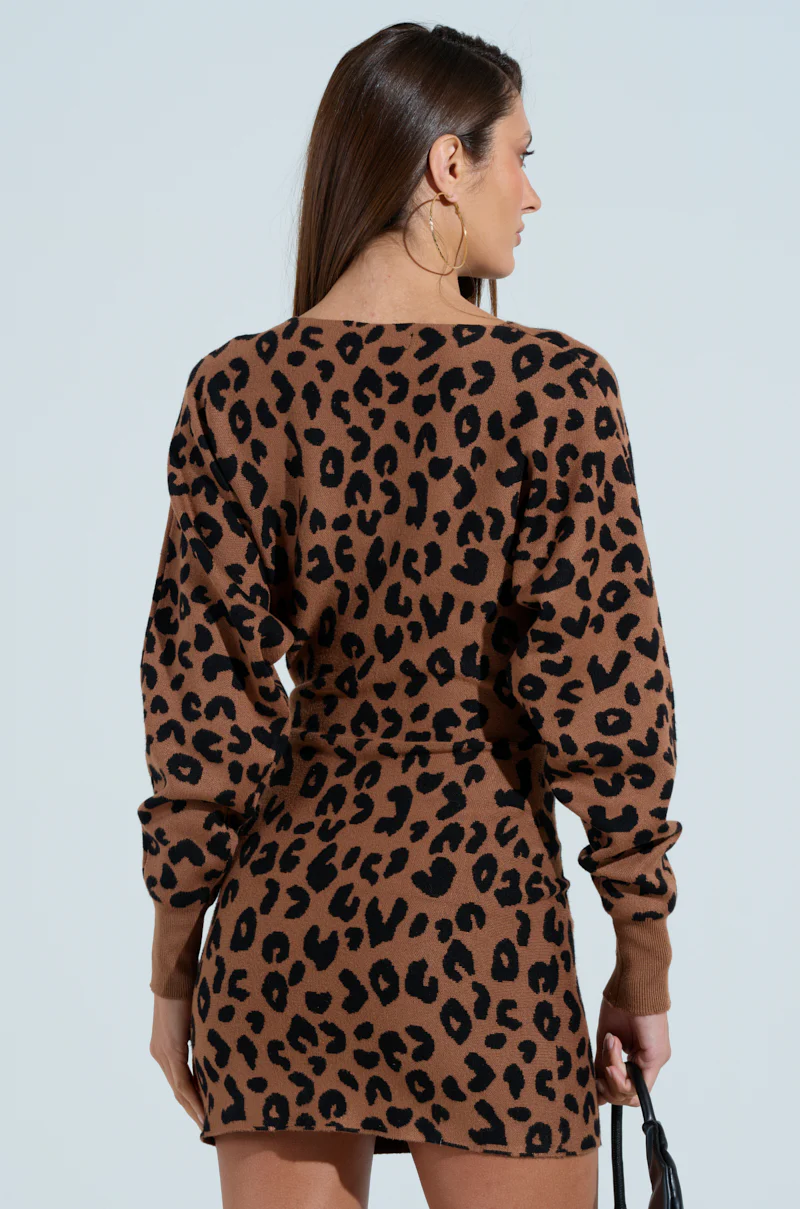 FAR FROM CASUAL PRINTED SWEATER DRESS - Image 4