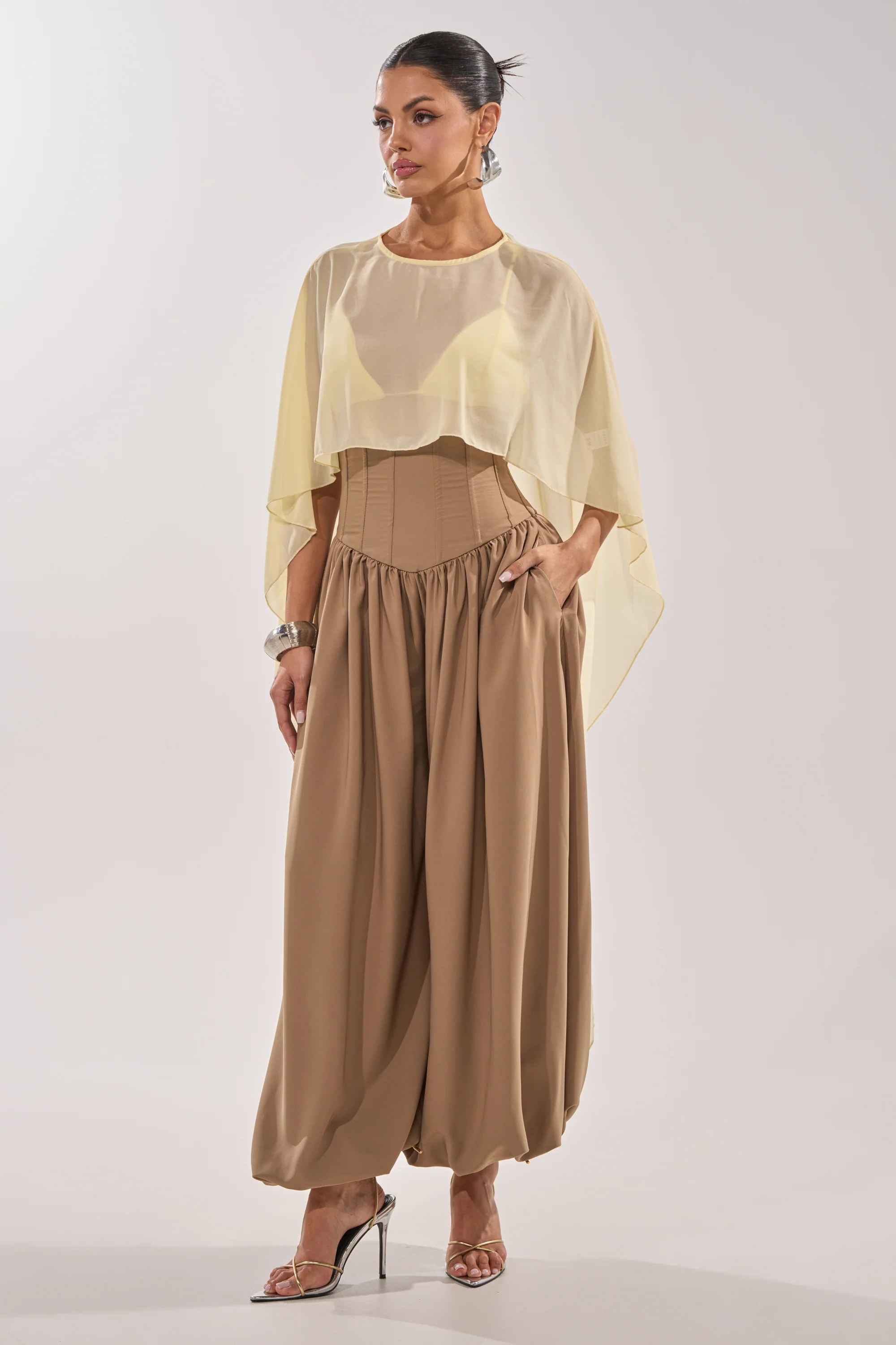 FEELING LUXE CORSETED BALLOON PANT - Image 5