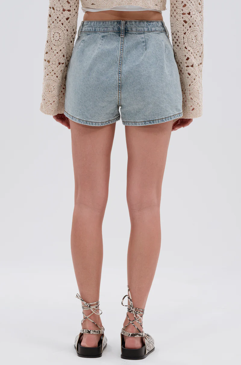 FIRE HOT DENIM SHORT - Image 5