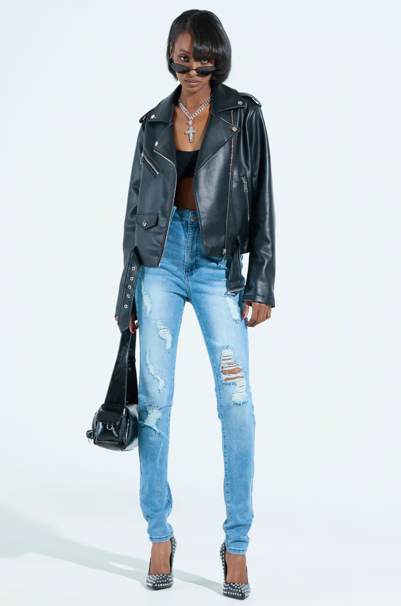 FLEX FIT MEDIUM WASH WITH DISTRESSING - Image 5