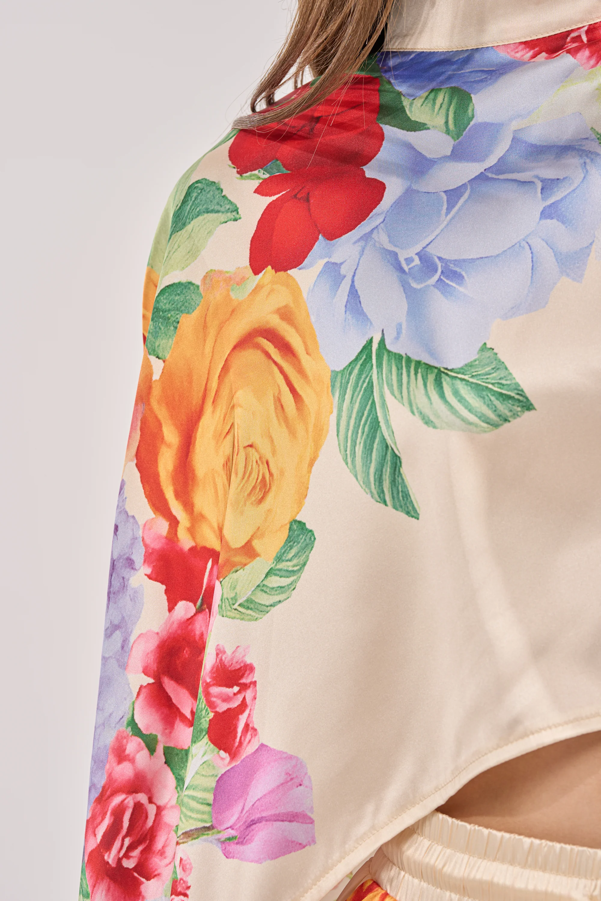 FLORAL BURST CAPE TOP - Image 6