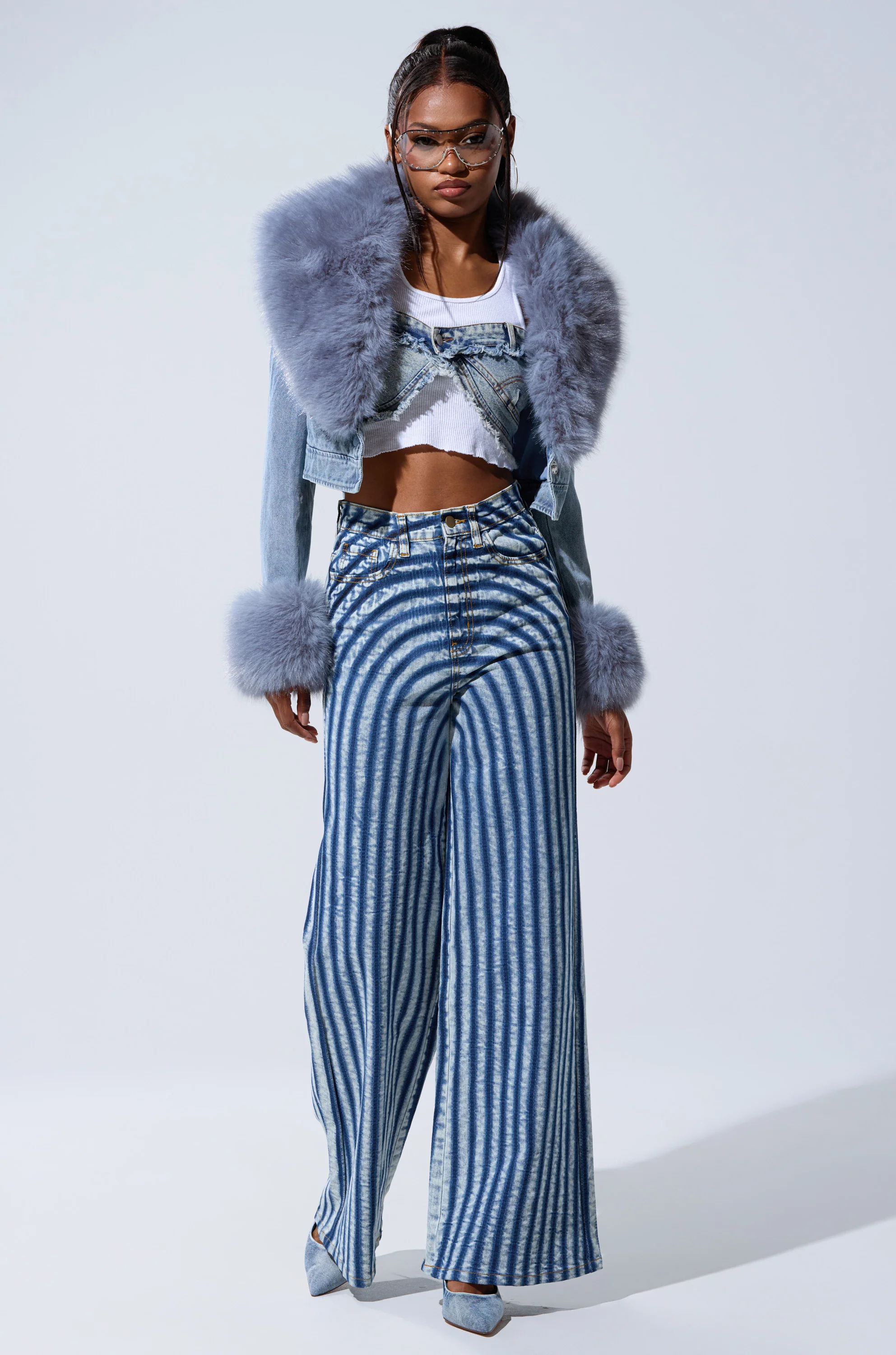 GISELE CROP DENIM BLAZER - Image 2