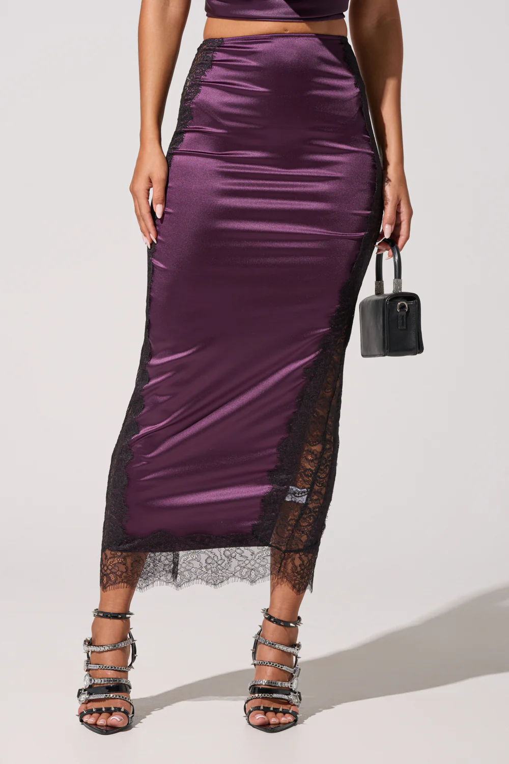 GOLDEN GIRL SATIN MAXI SKIRT - Image 4