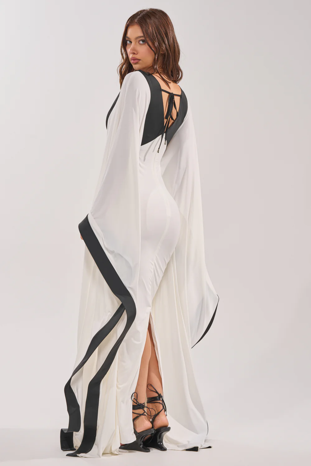 GUEST OF HONOR BODYCON MAXI DRESS - Image 4