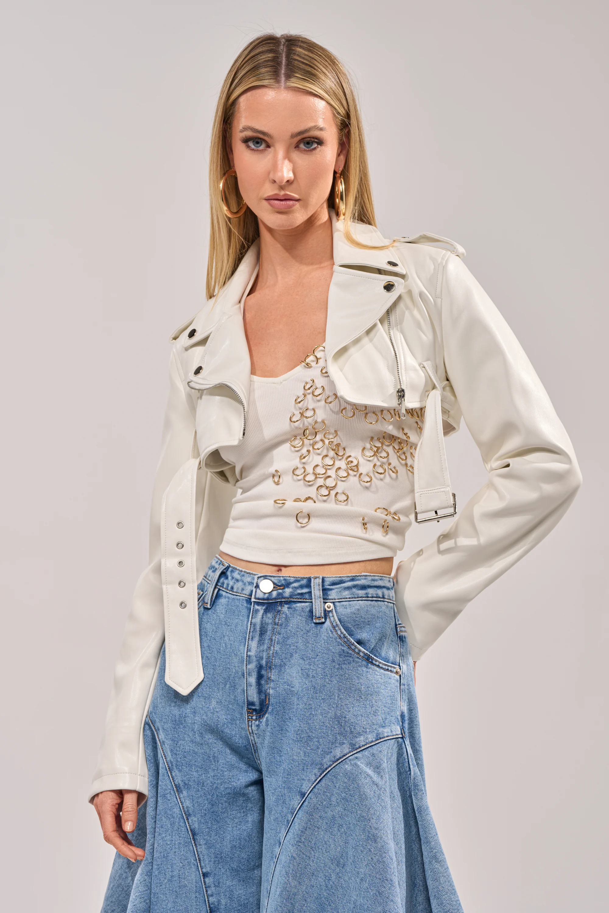 HARLEY LUXE ULTRA CROP MOTO IN WHITE - Image 3