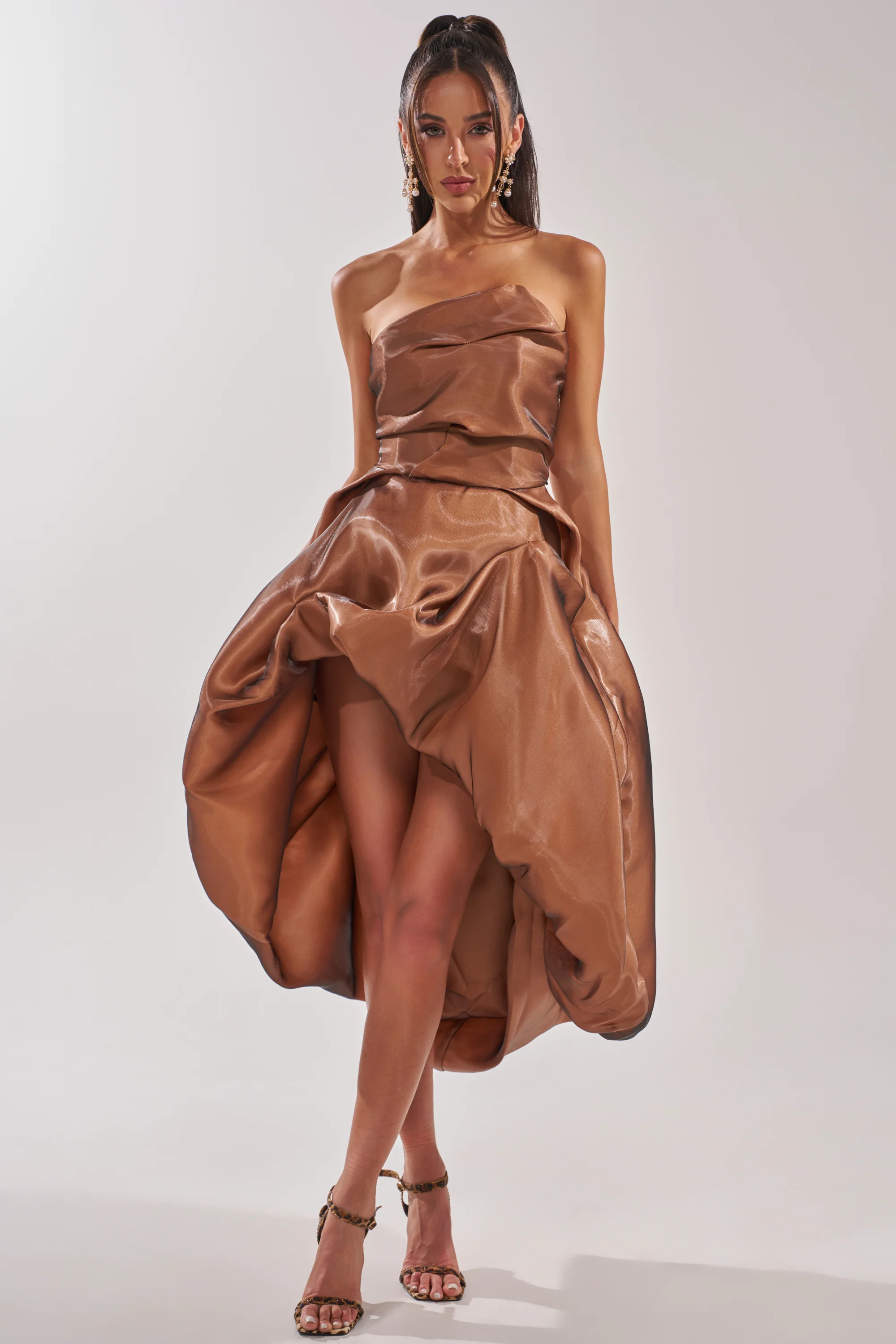 HEAD OVER HEELS HIGH-LOW DRESS - Image 3