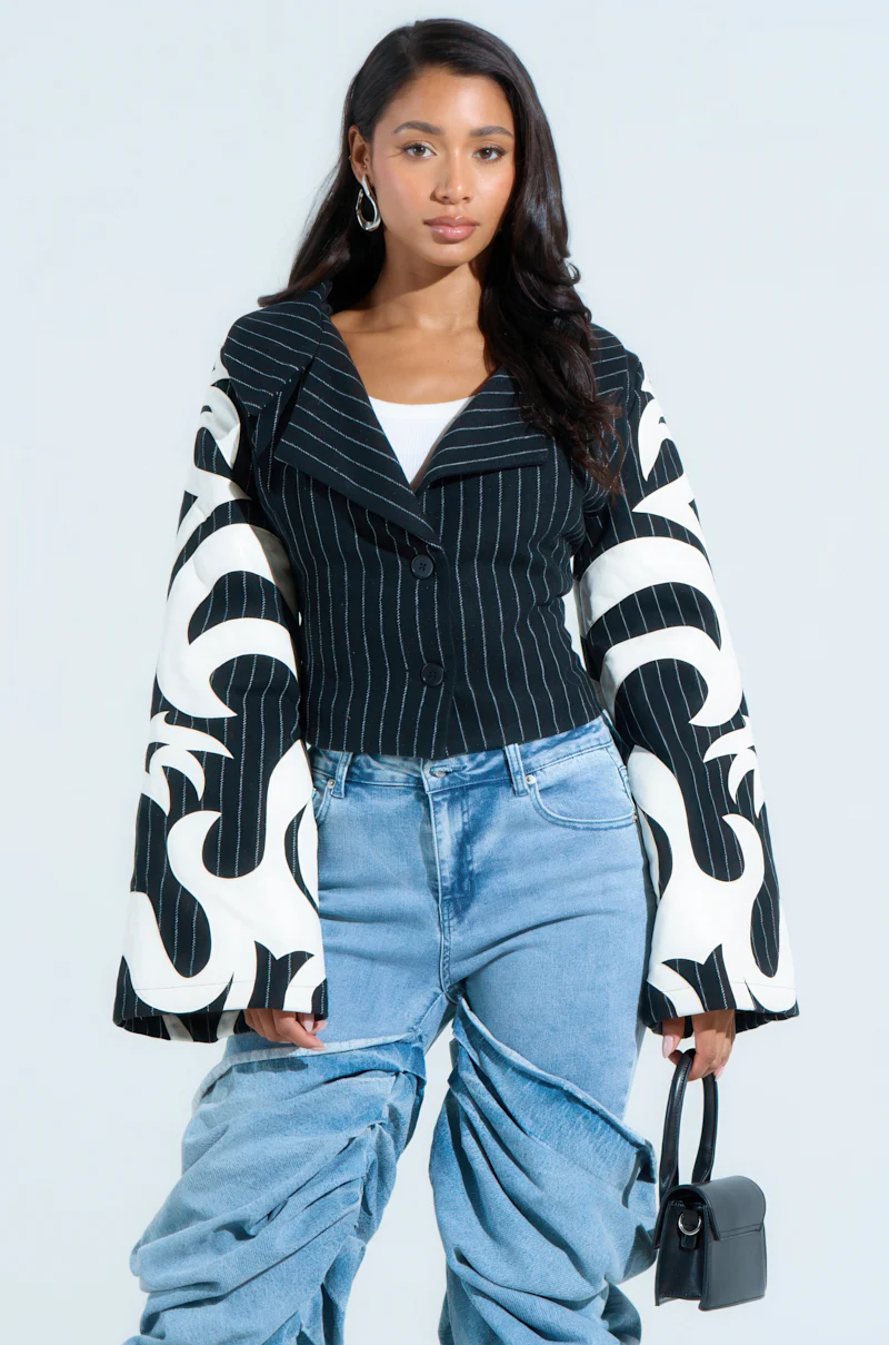 HEART ON FIRE EMBROIDERED BLAZER - Image 4