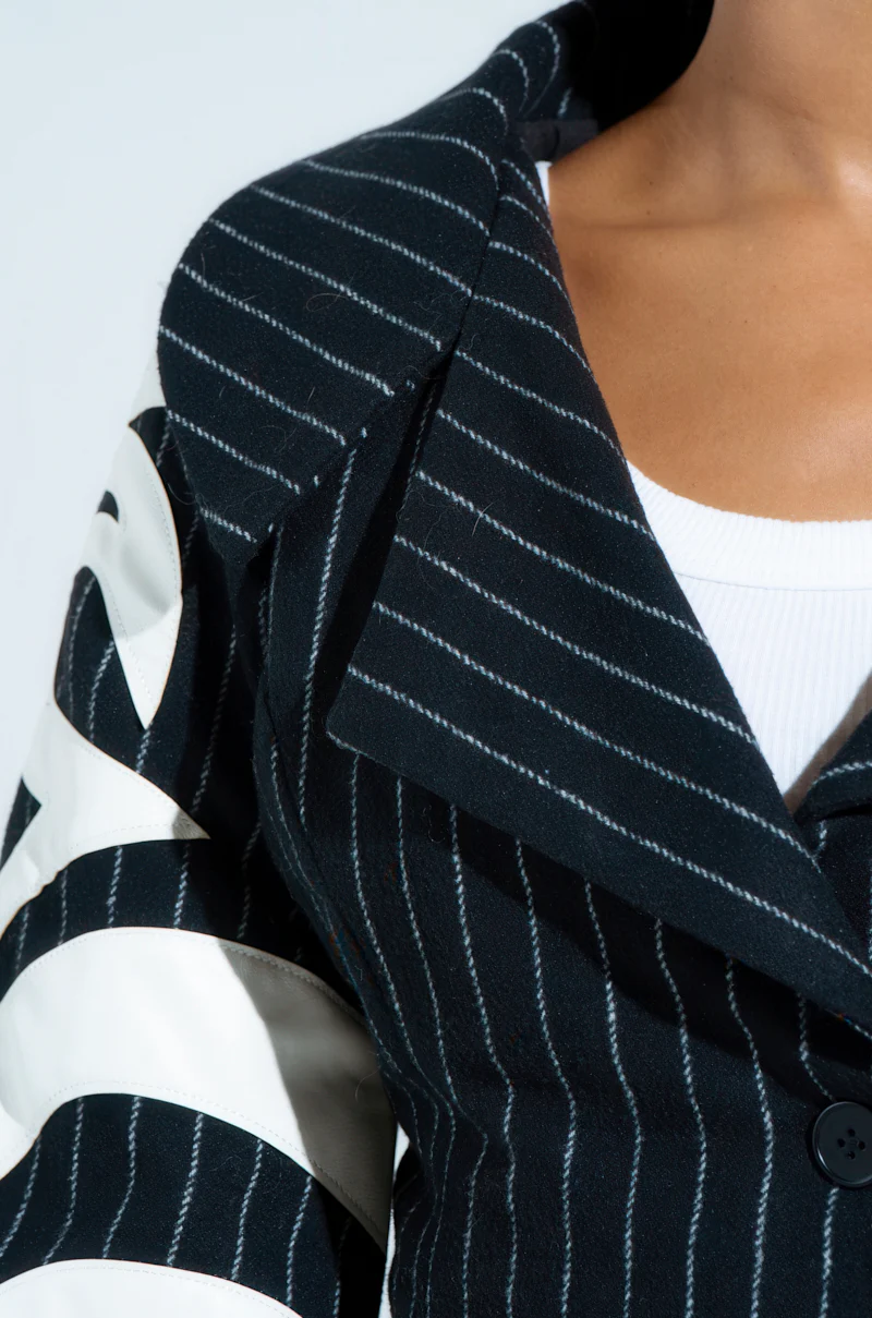 HEART ON FIRE EMBROIDERED BLAZER - Image 9
