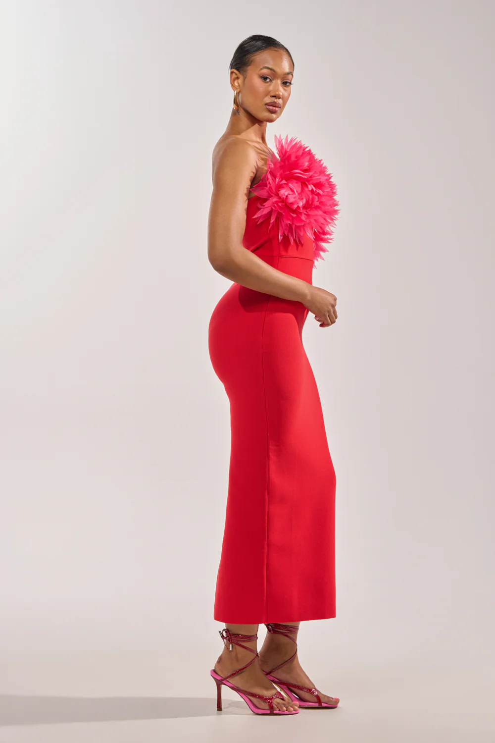HEART ON MY SLEEVE BANDAGE MIDI DRESS - Image 4