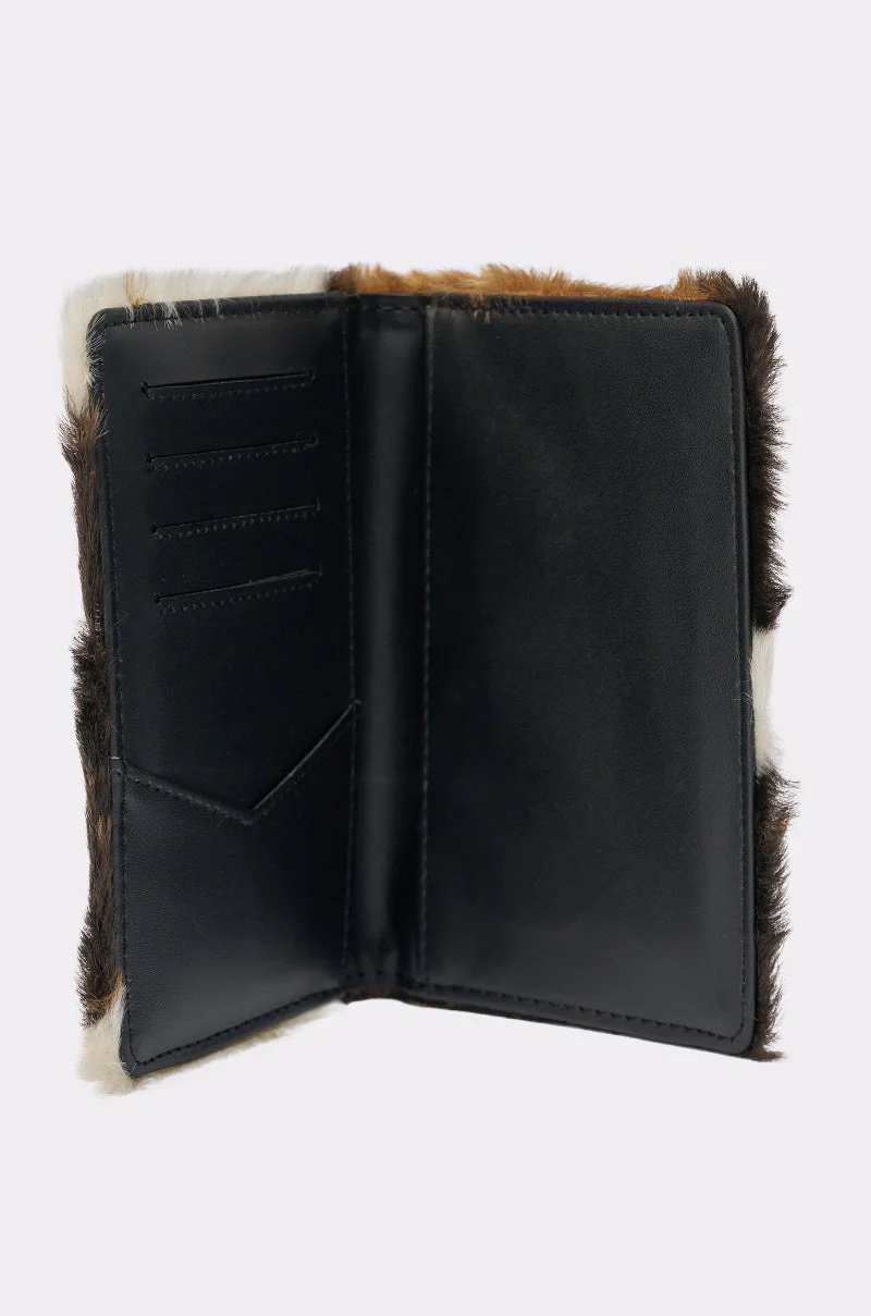HIGH STANDARDS FAUX FUR PASSPORT COVER - Image 3