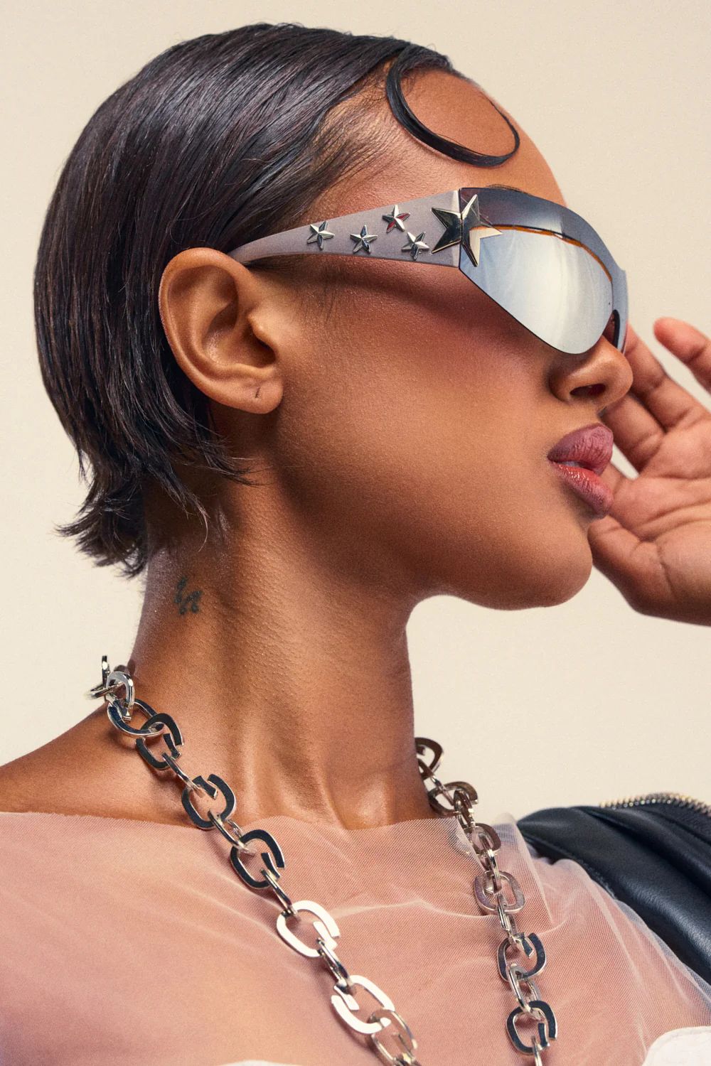 HOTTIE ALERT SUNGLASSES - Image 2