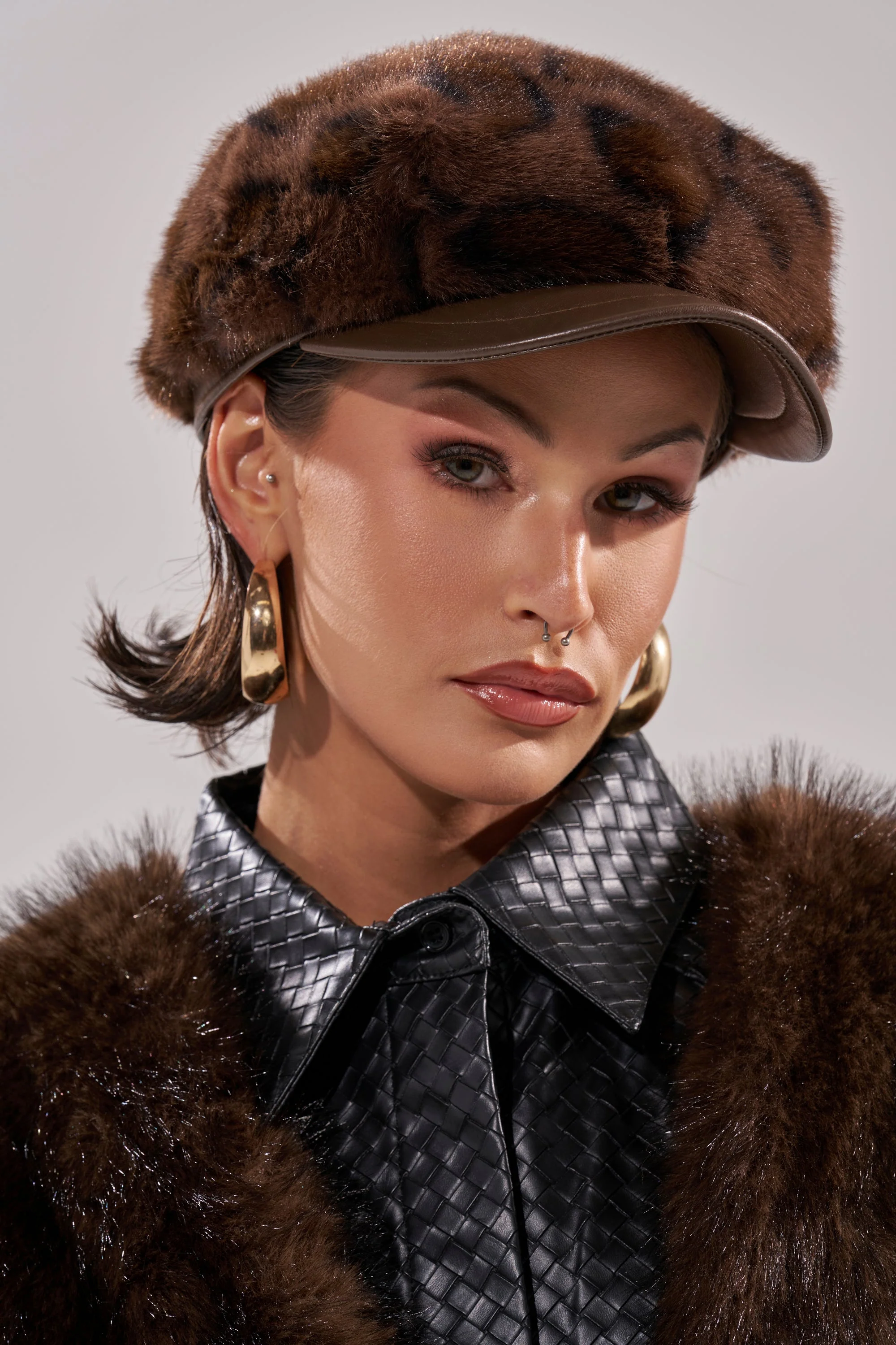 I AM THE LUXURY FAUX FUR BRIM HAT